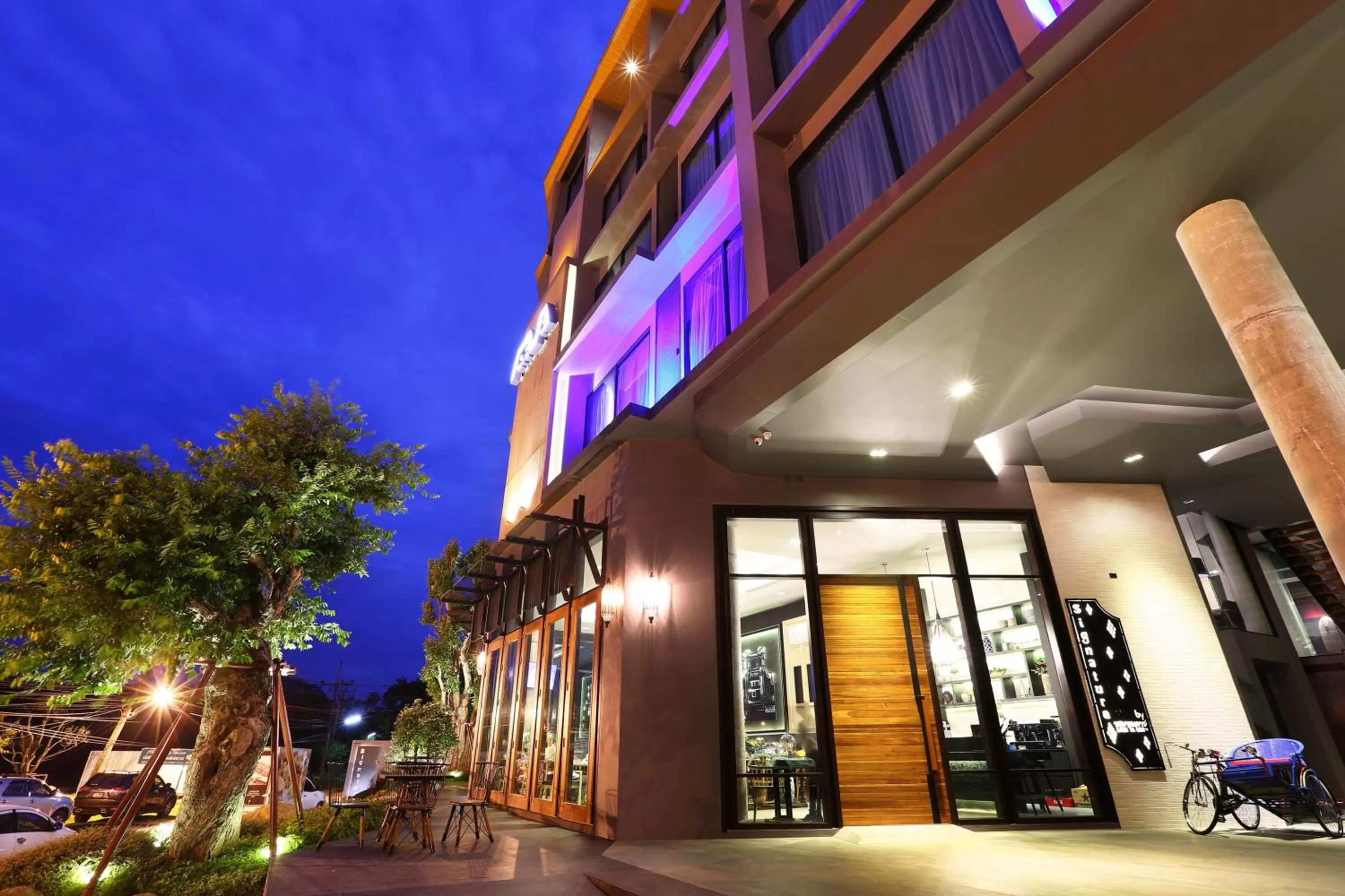 Property building in Hatyai Signature Hotel