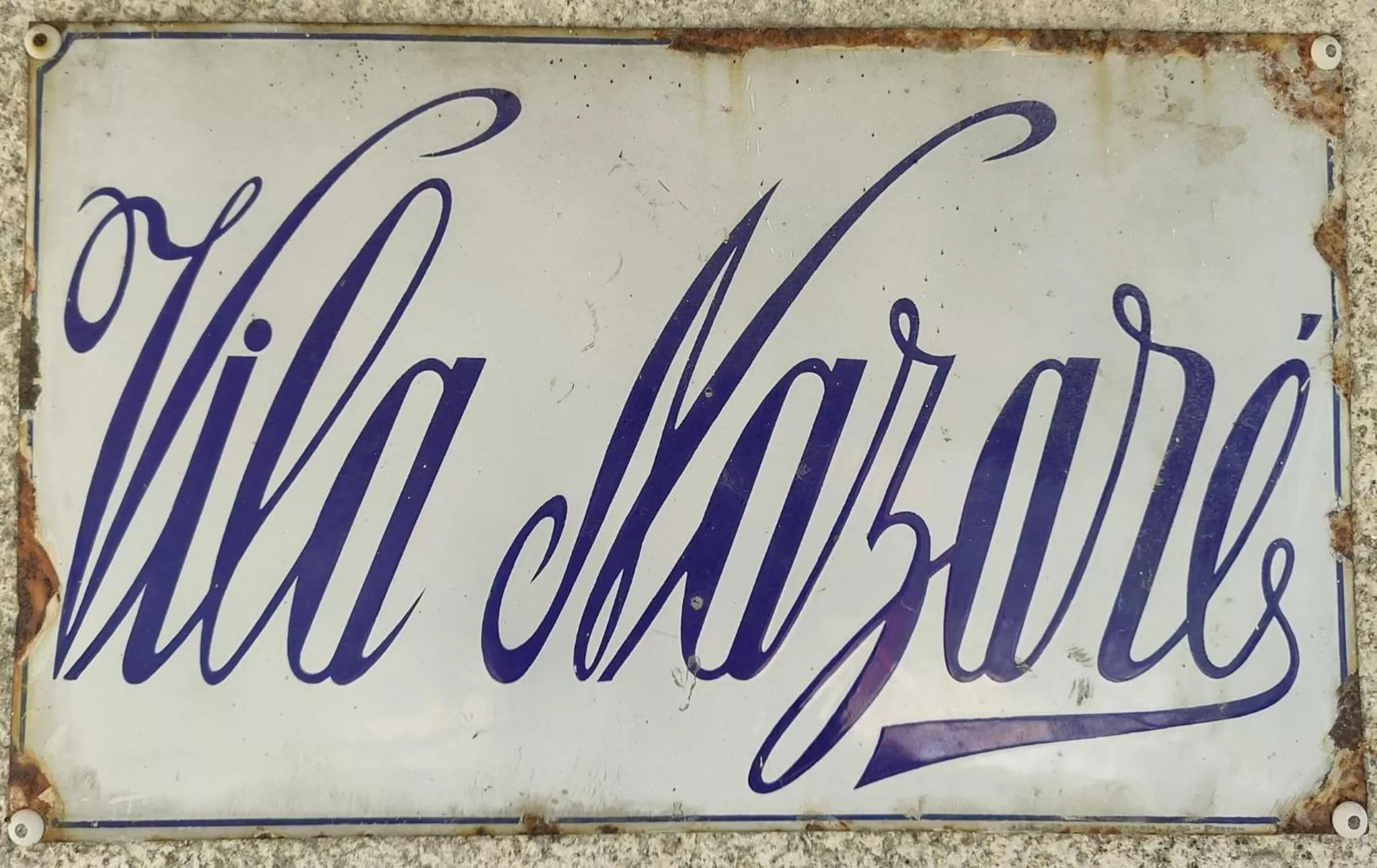 Property logo or sign in Vila Nazaré