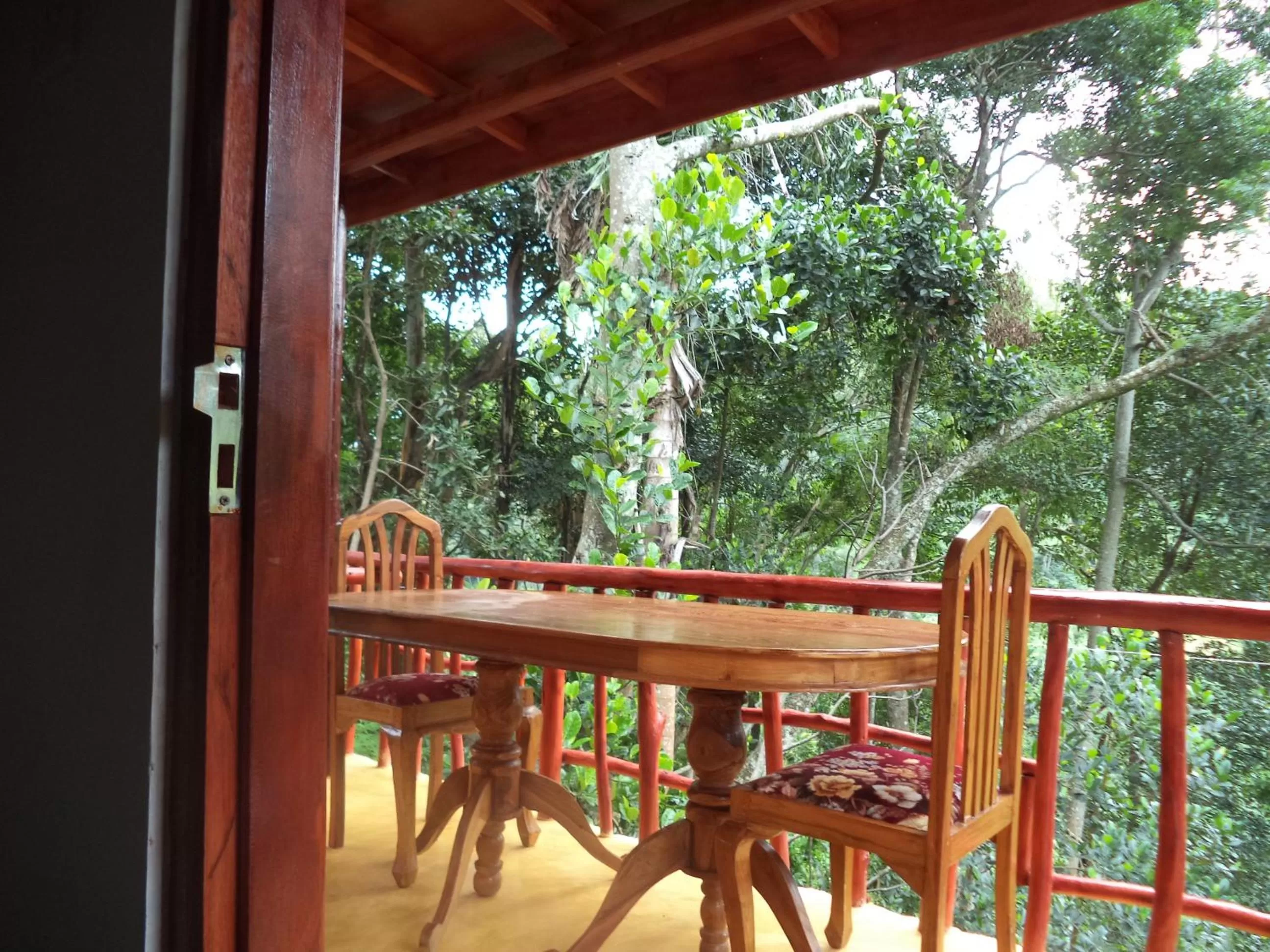 Day, Balcony/Terrace in Silent Nest