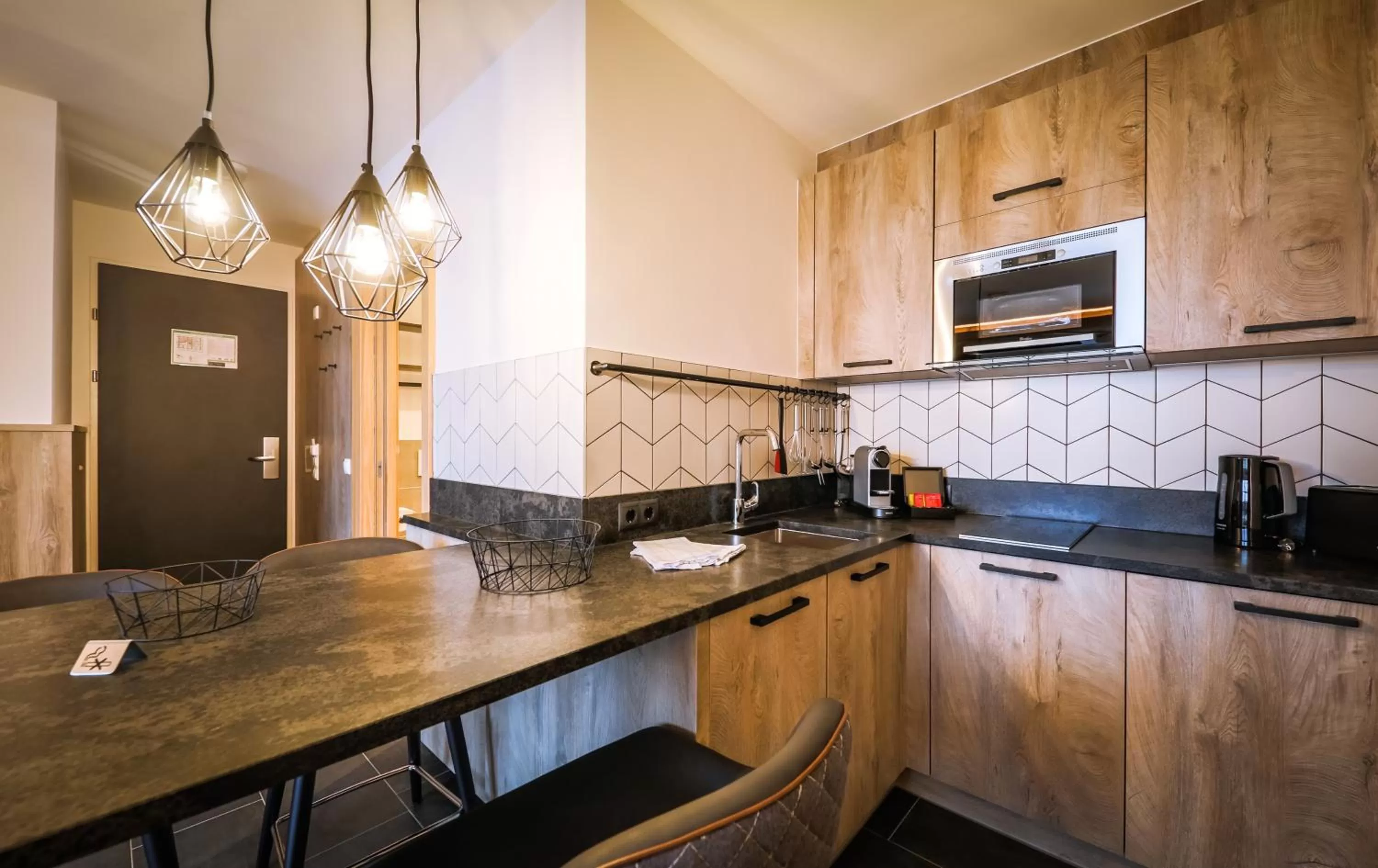 Kitchen or kitchenette in 24 by AvenidA - Mountain Hotel