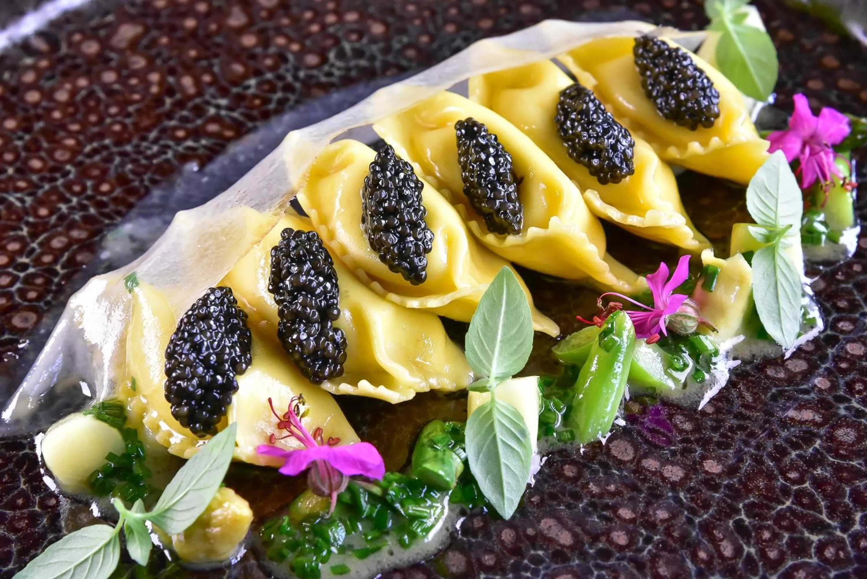 Restaurant/places to eat in Kempinski Hotel Grand Arena Bansko