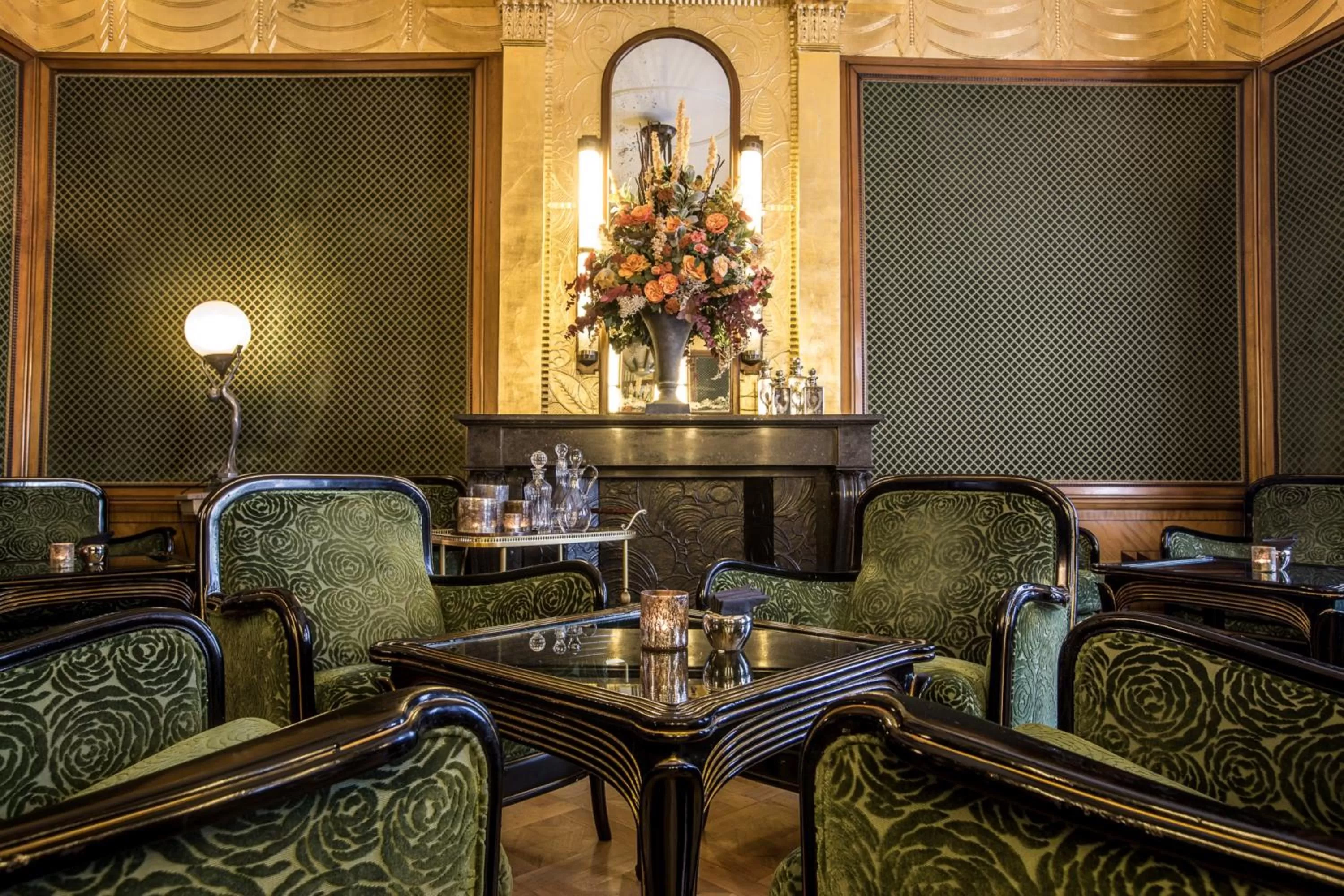 Lounge or bar in Boutique Hotel De Castillion