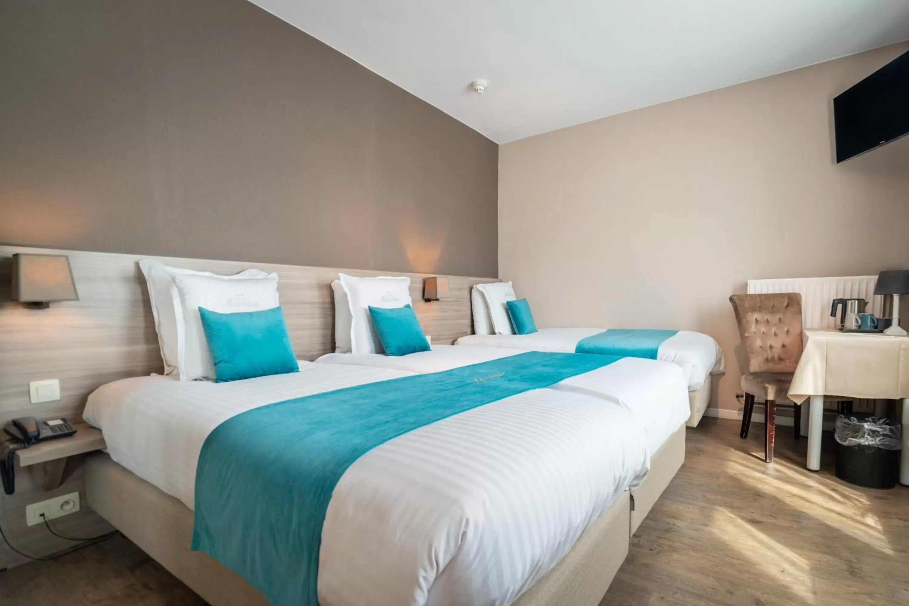 Triple Room in Hotel Maraboe Triple Room in Hotel Maraboe