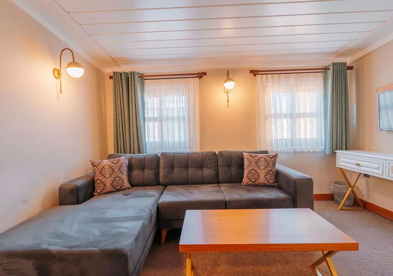 Seating area in TS Park Hotel