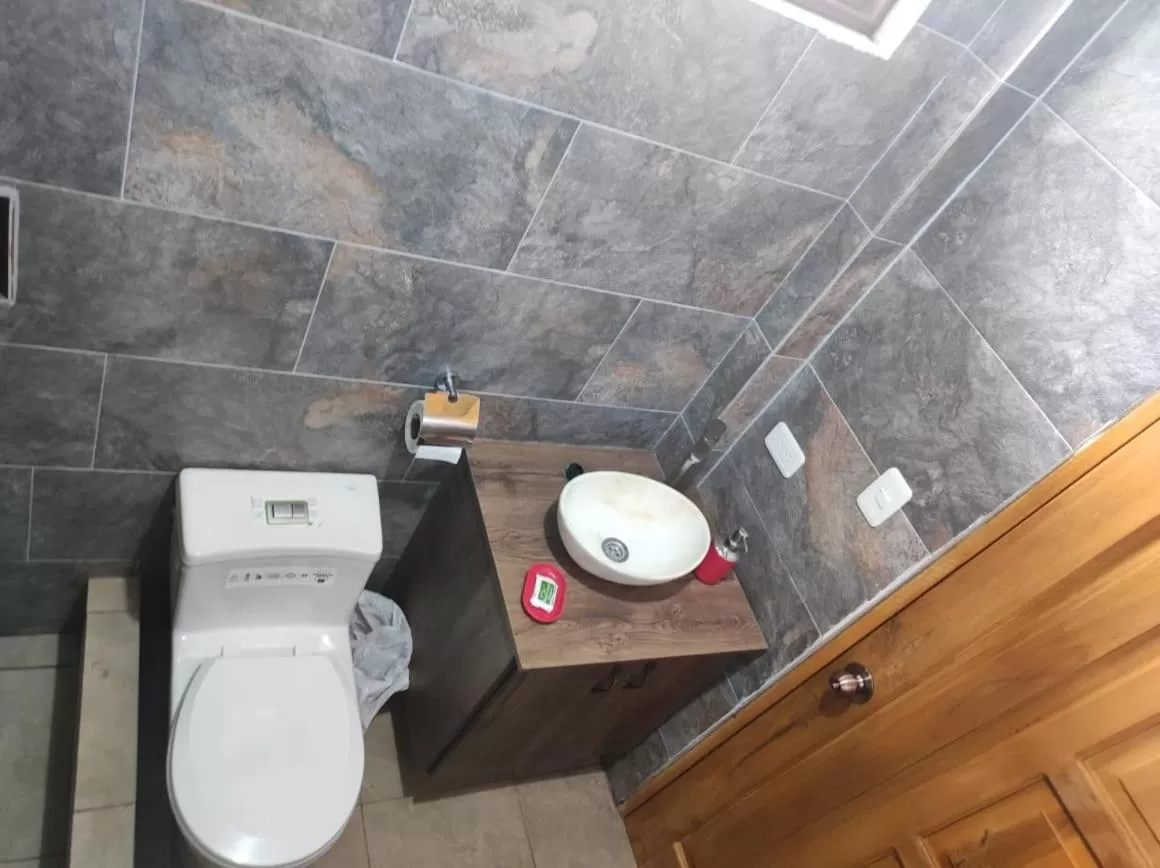 Bathroom in Ruta de los volcanes "Casa de campo"