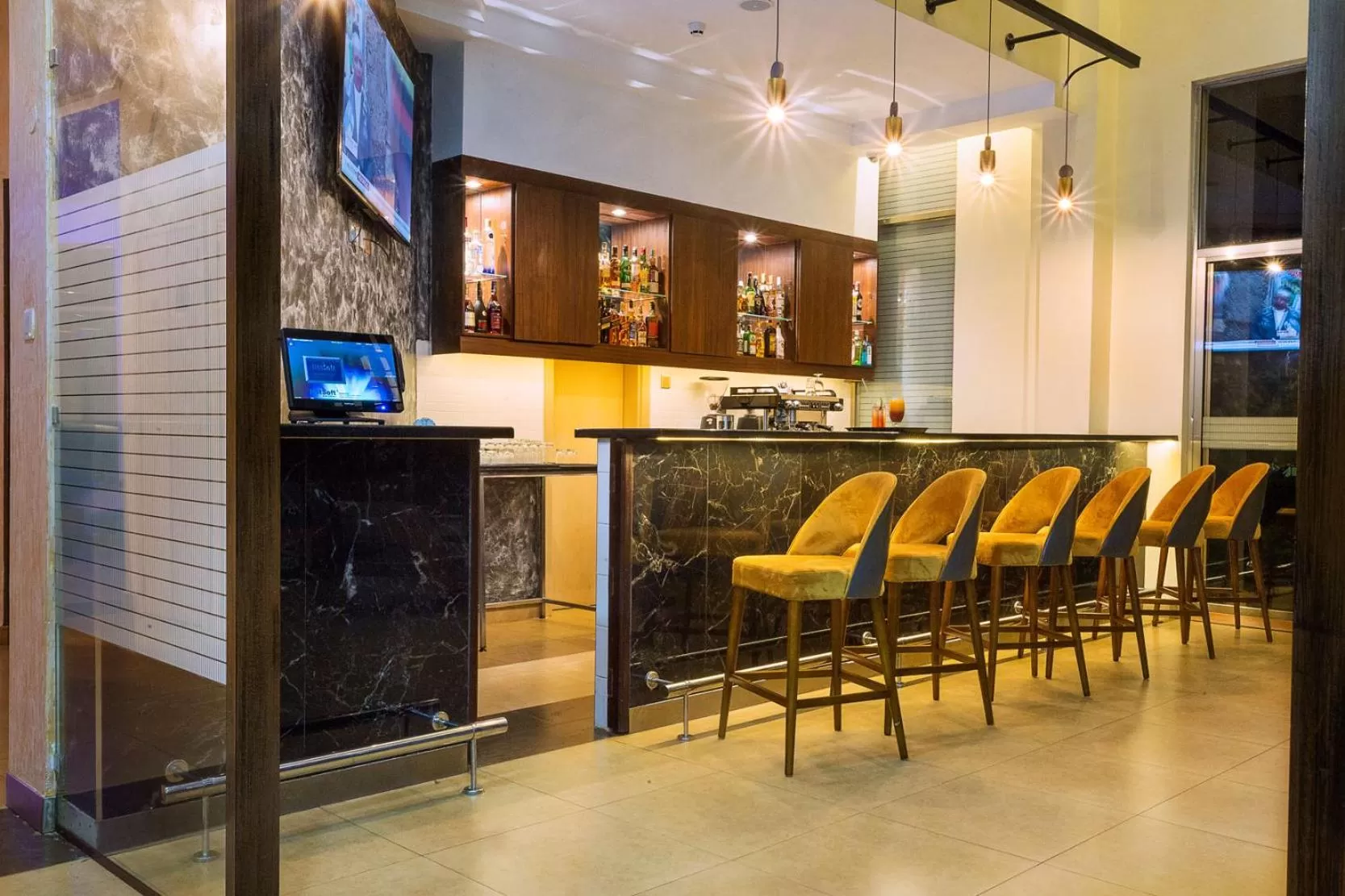 Lounge or bar in Fairways Hotel Kisumu