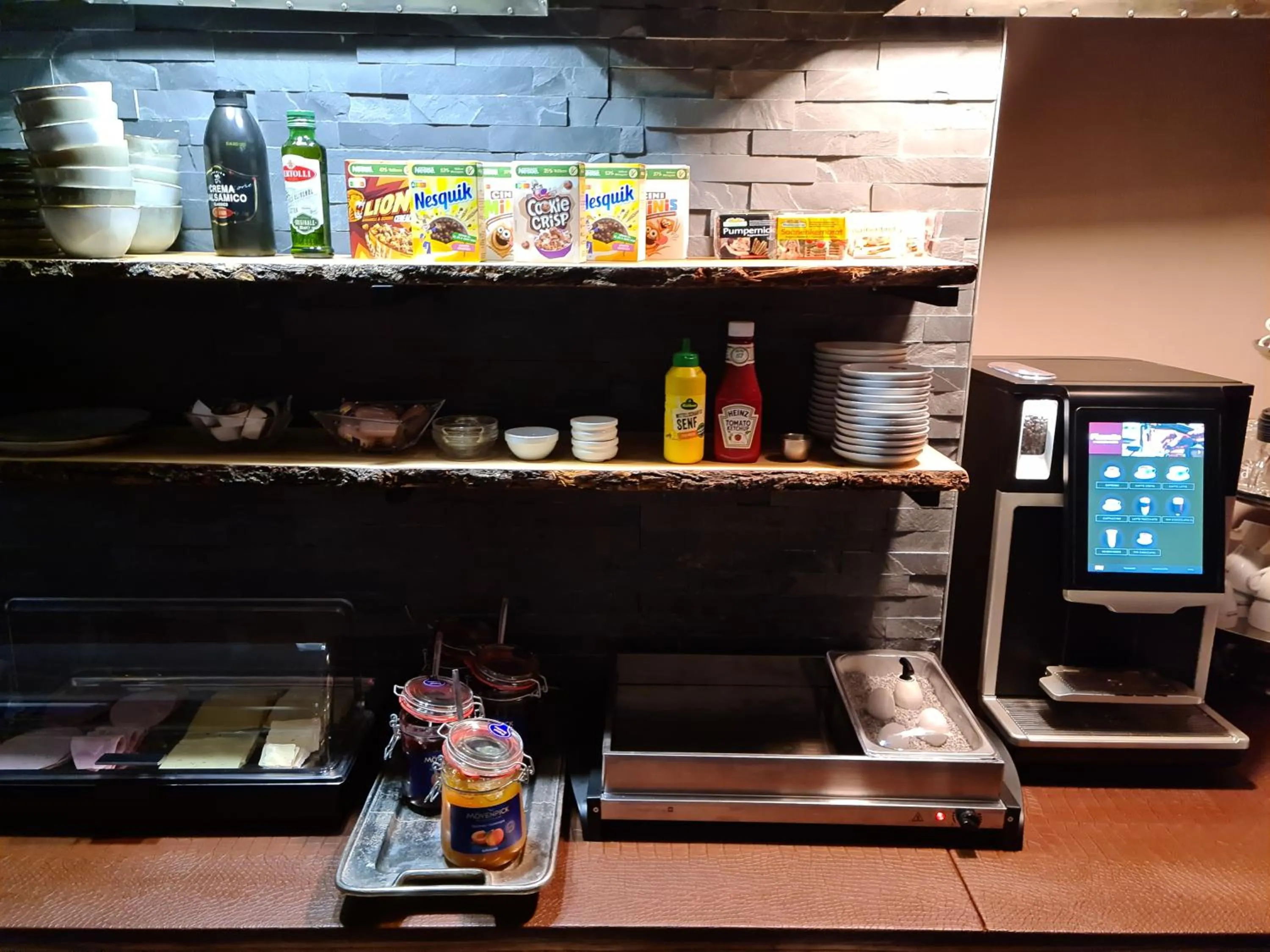 Breakfast in Boutique-Hotel GEORGES