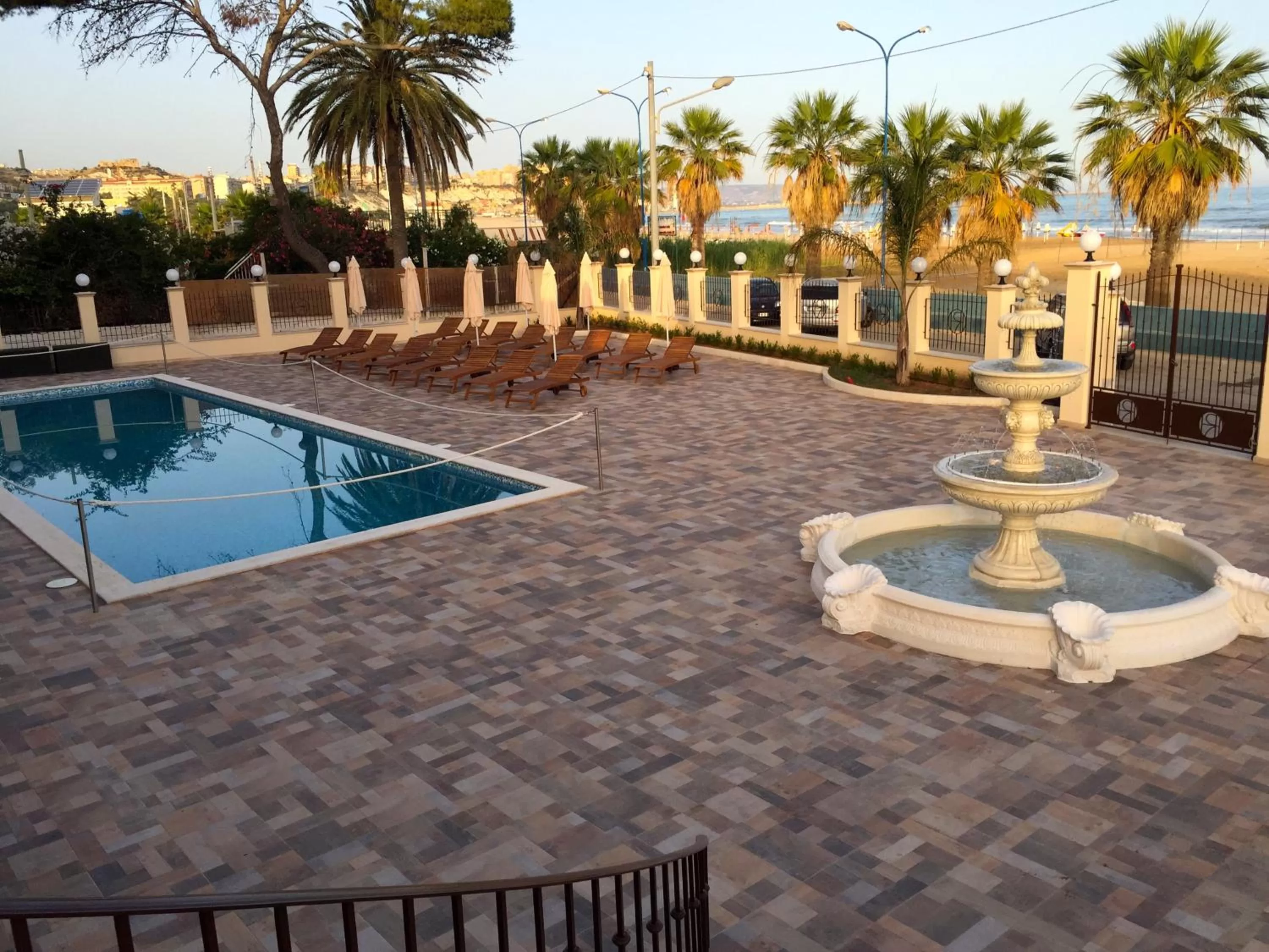 Swimming pool in Hotel Riviera Palace