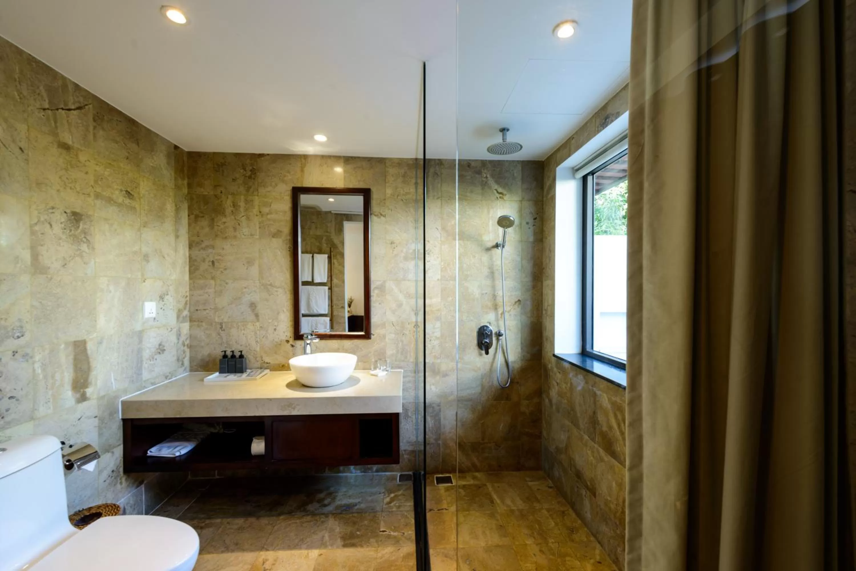 Shower in SENVILA Boutique Resort & Spa