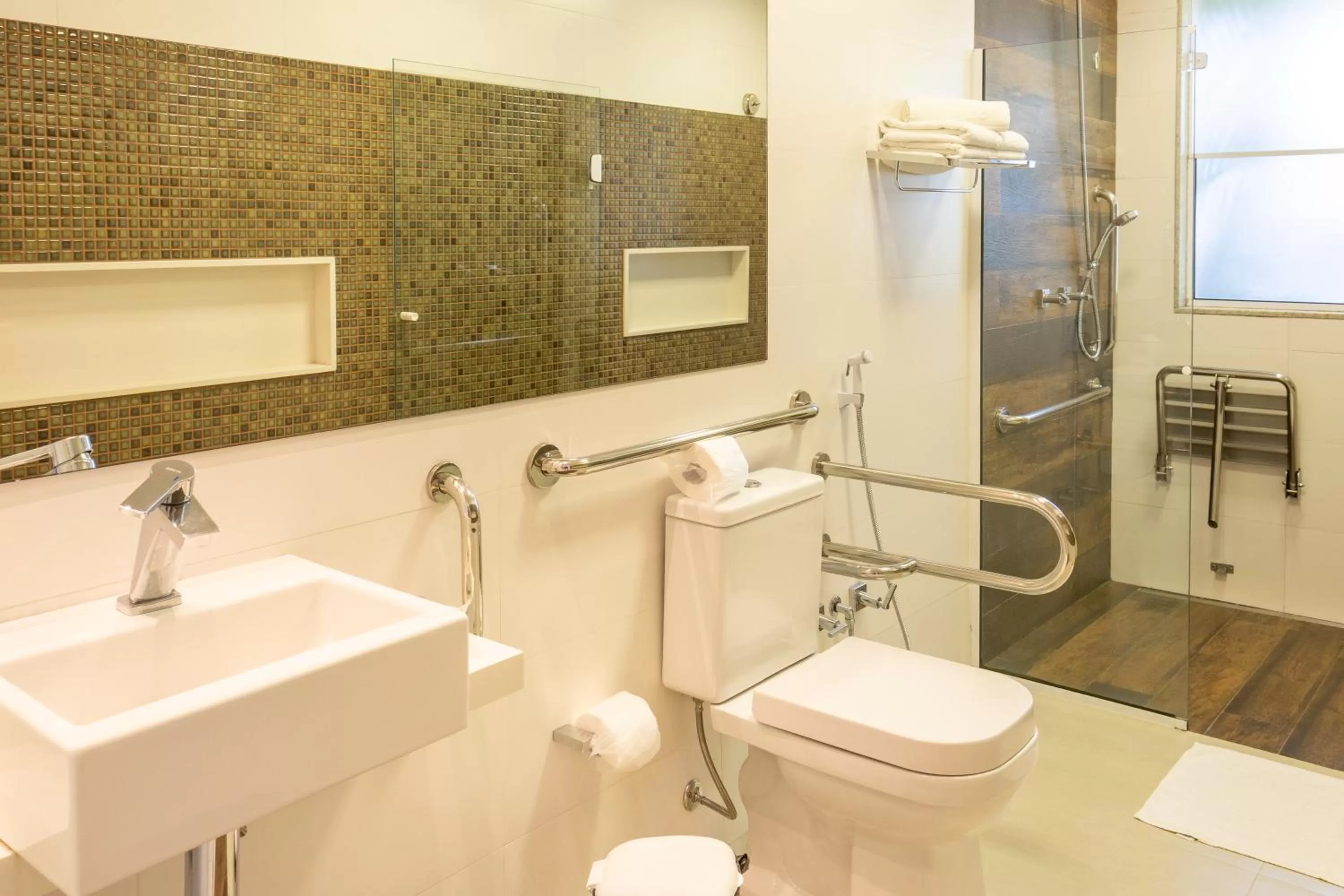 Toilet in Bahiamarela Boutique Hotel & SPA