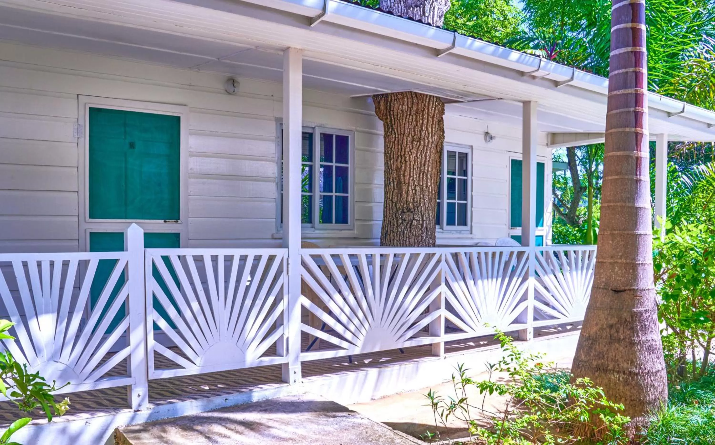 Patio in Yellow Bird Sea