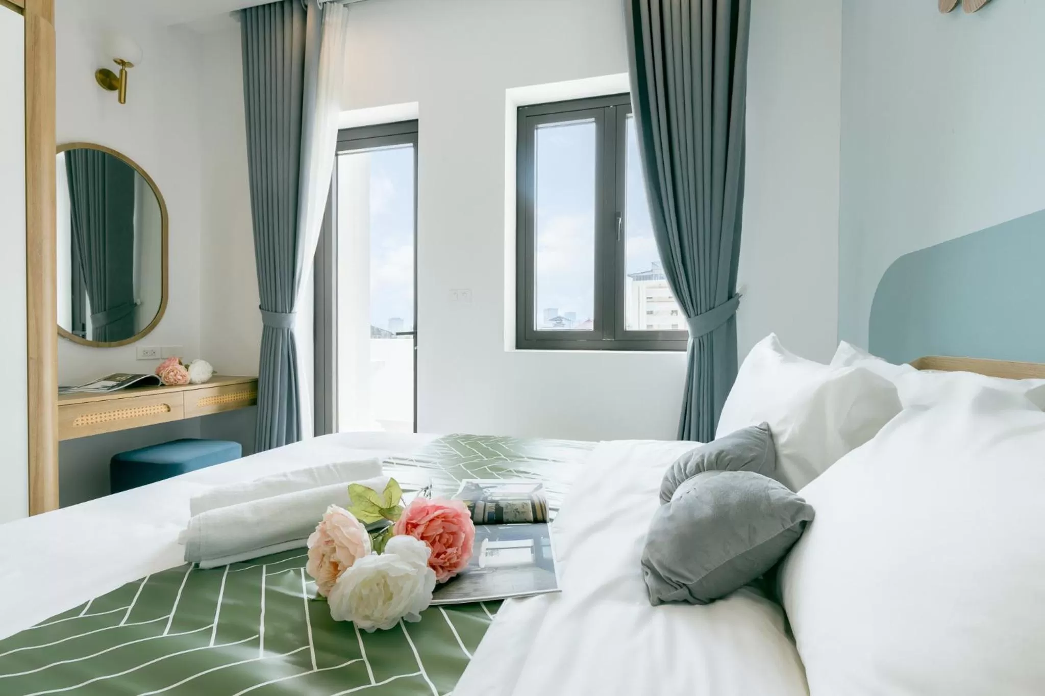 Bed in Crescendo Boutique Studio