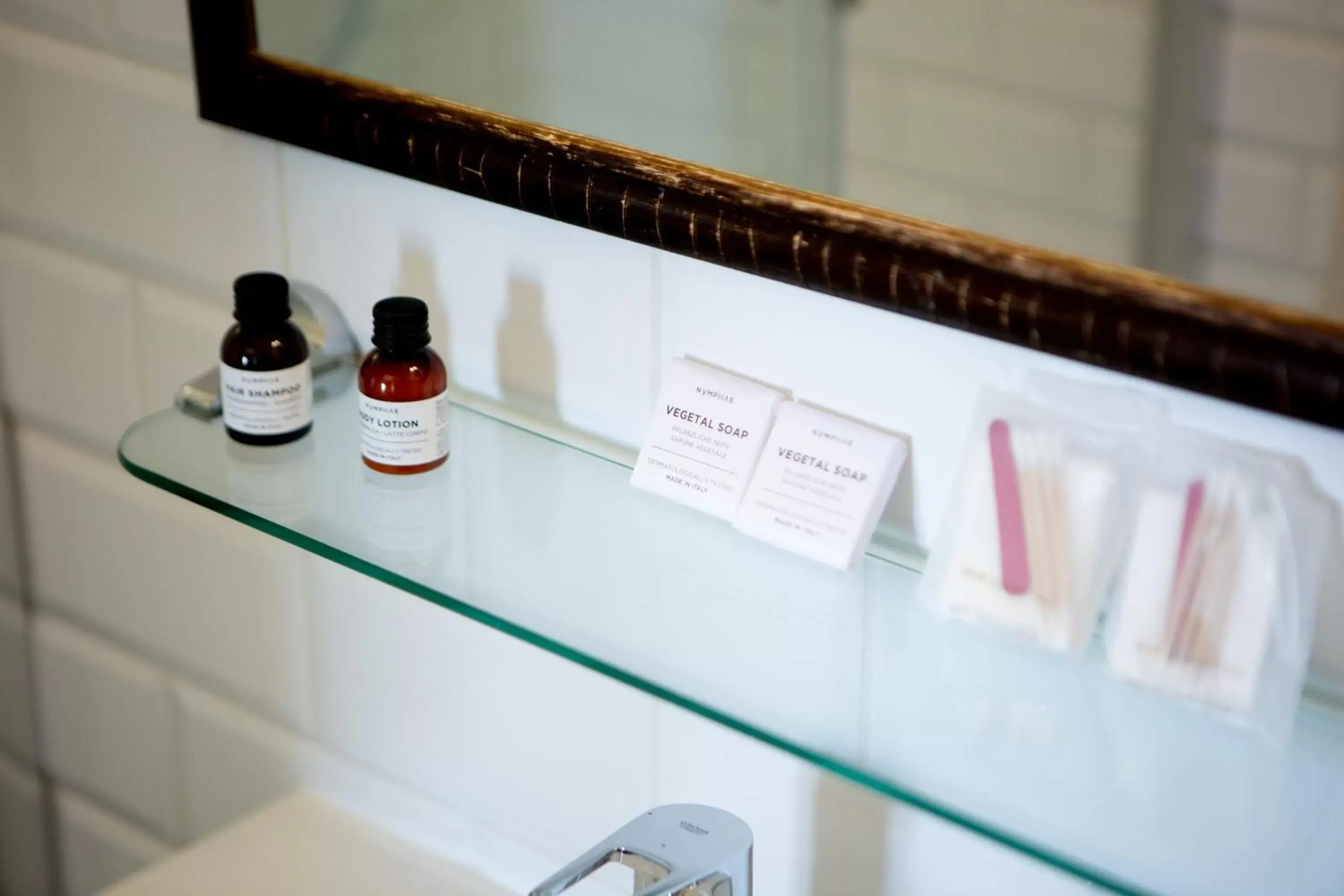 Double Room in Hôtel des Isles Double Room in Hôtel des Isles