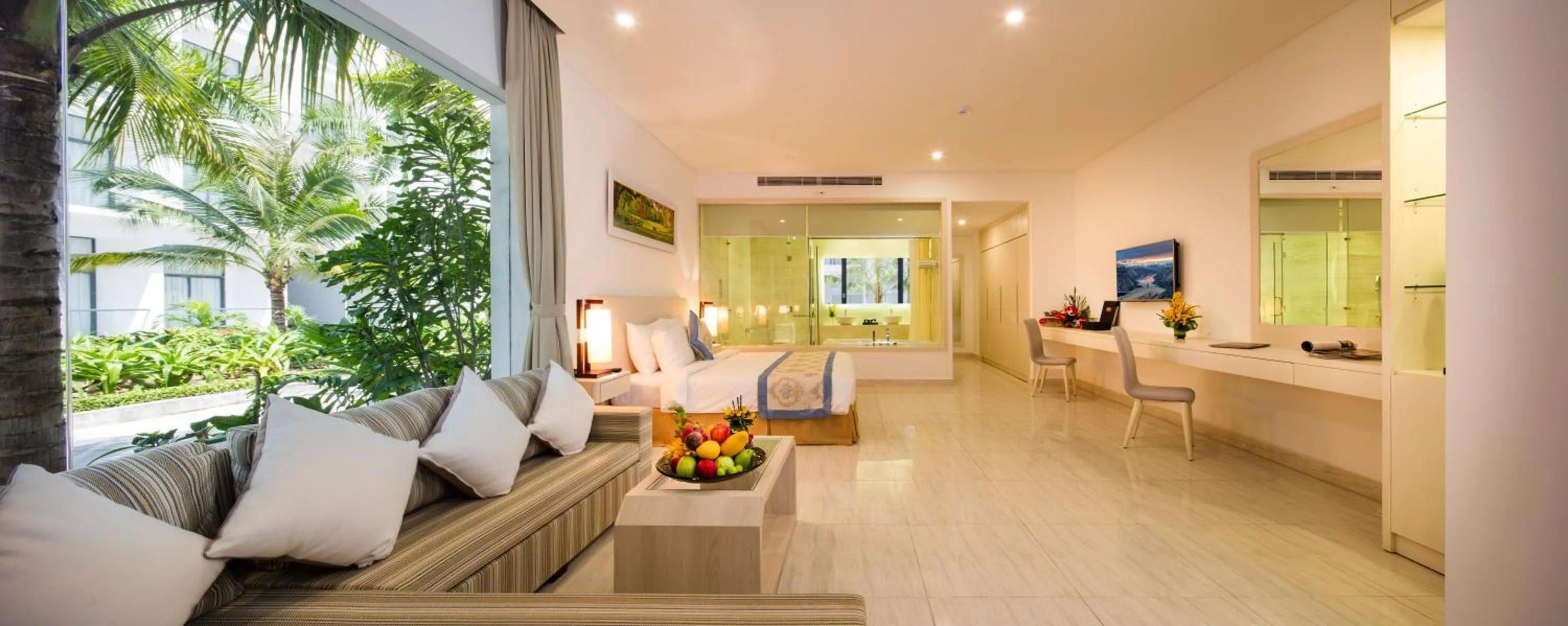 Bungalow with Garden View in Diamond Bay Condotel Resort Nha Trang