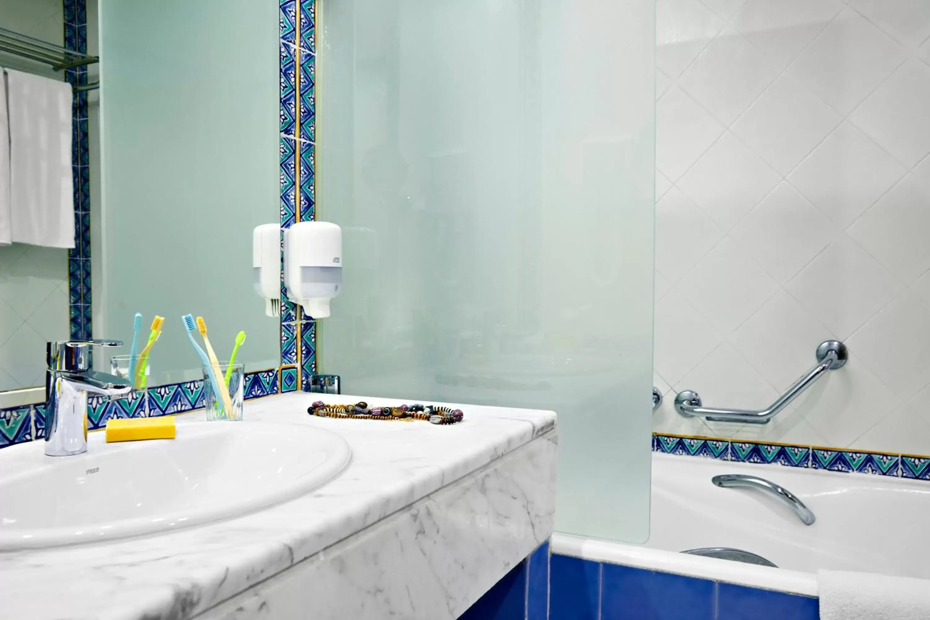 Superior Quadruple Room in TUI MAGIC LIFE Africana Superior Quadruple Room in TUI MAGIC LIFE Africana