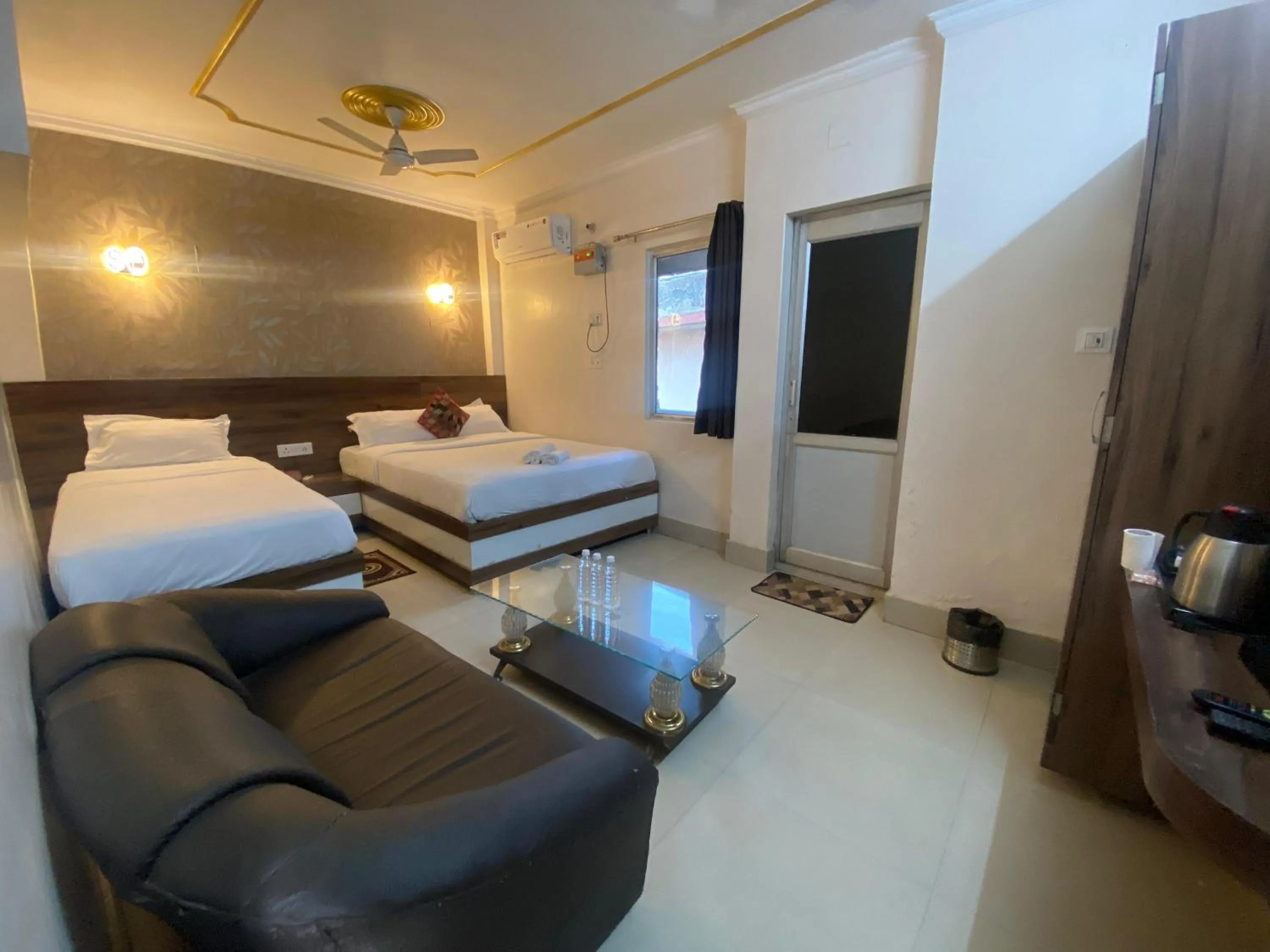 Bedroom in Hotel Sita (place on the heritage ghats of benaras)