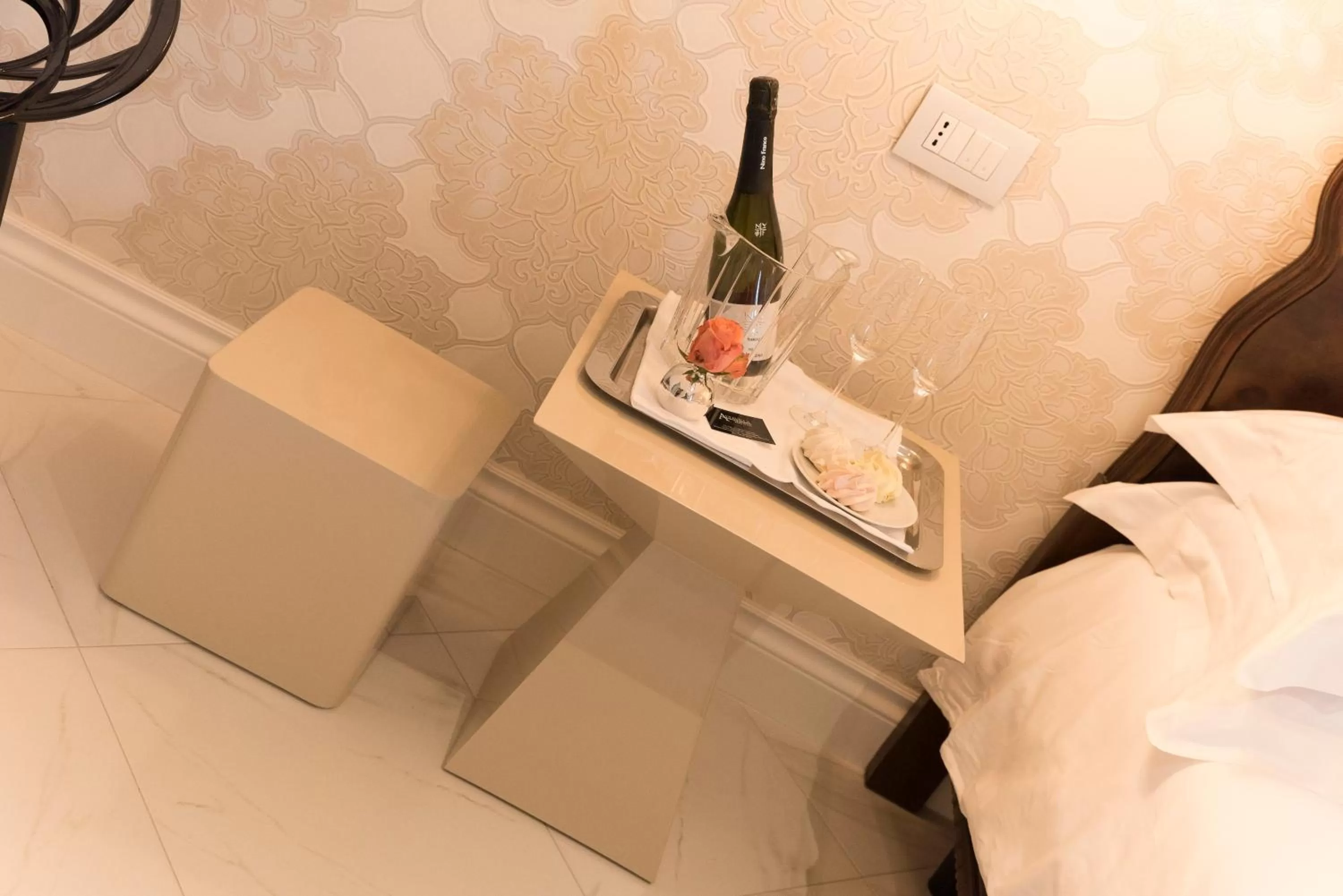 Decorative detail, Bed in Altavilla Boutique Hotel