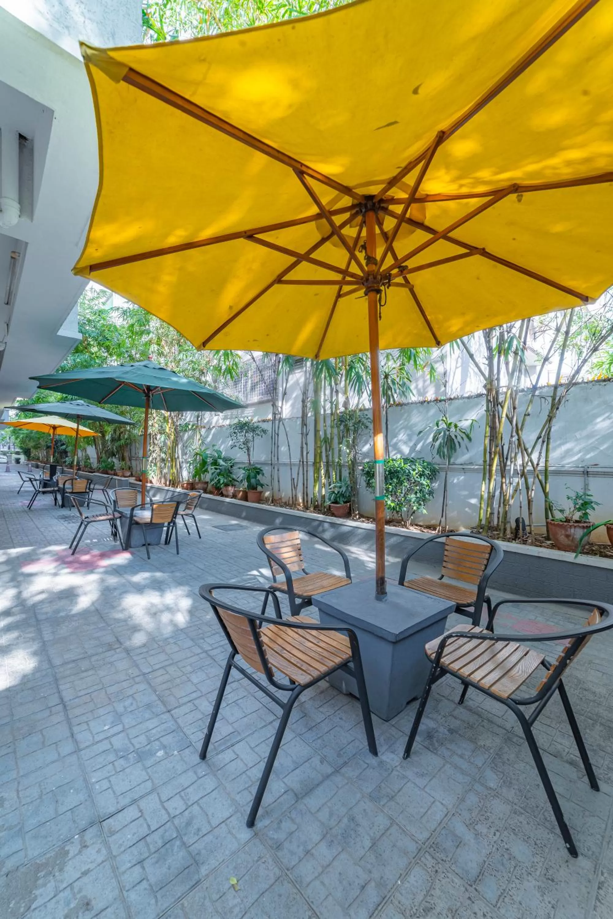 Restaurant/places to eat in Hotel Athome & Serviced Apartments by Deccan Serai Hotels