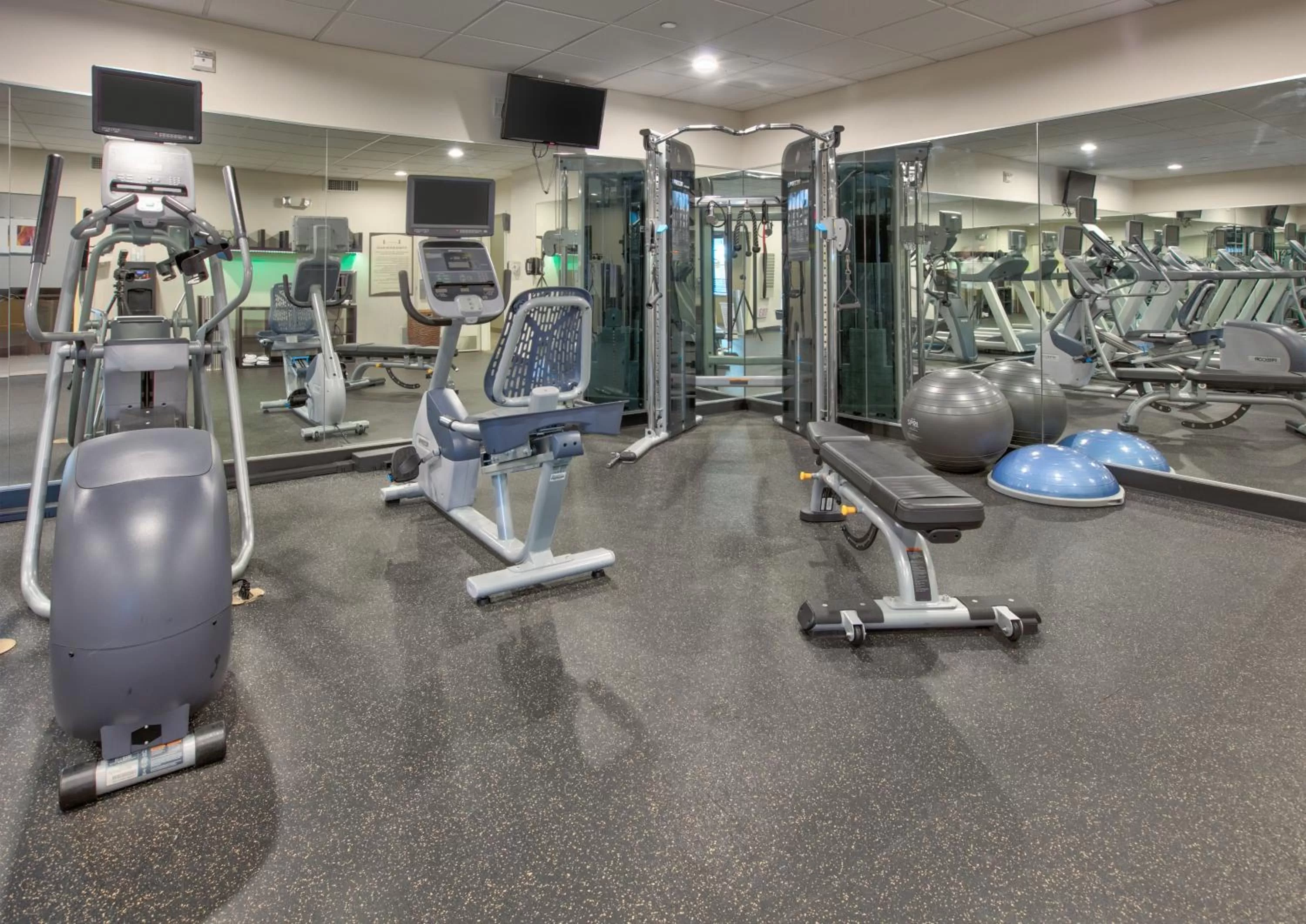Fitness centre/facilities in Staybridge Suites Plano - Richardson Area by IHG
