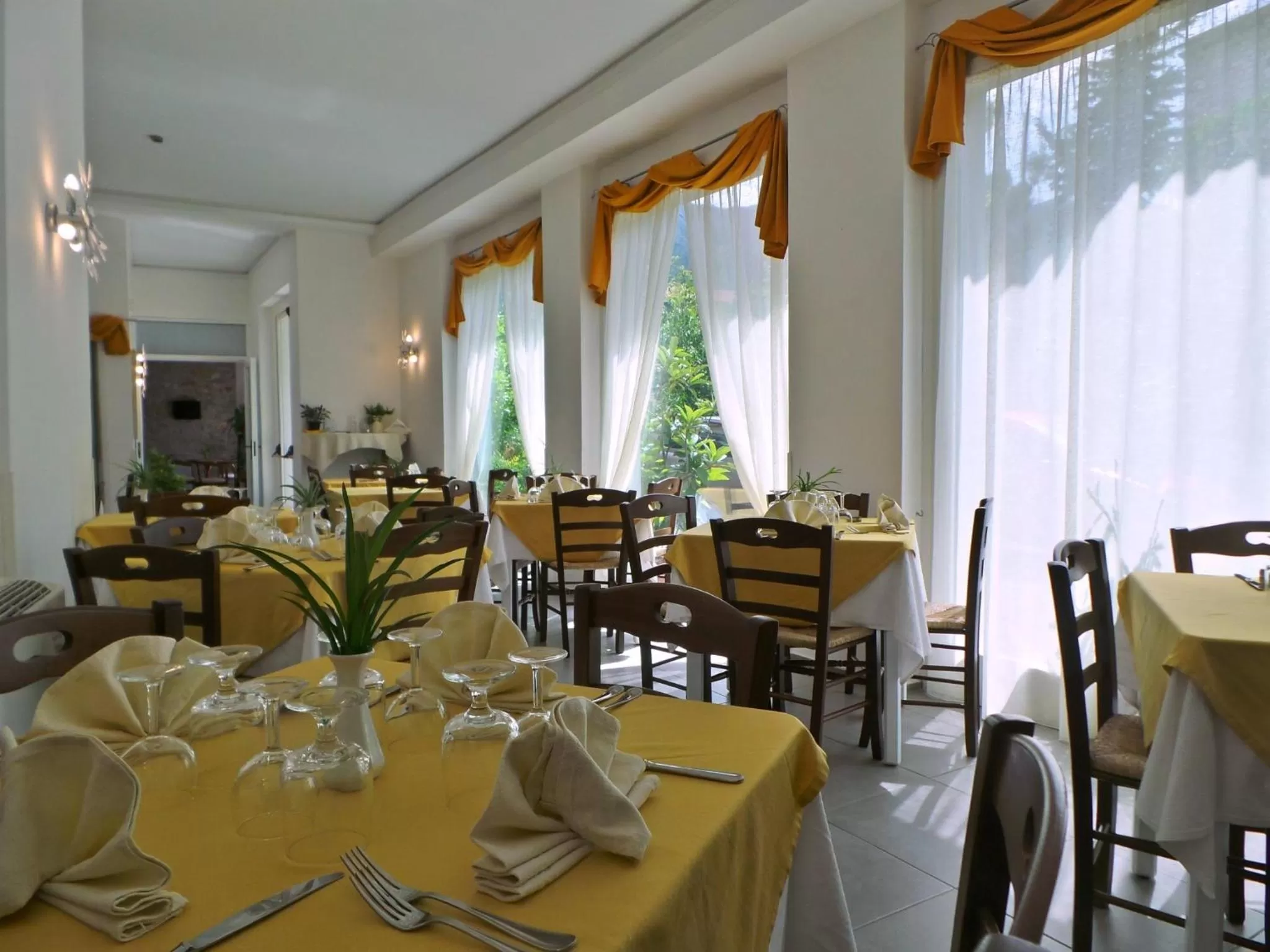 Restaurant/places to eat in Hotel La Congiura dei Baroni