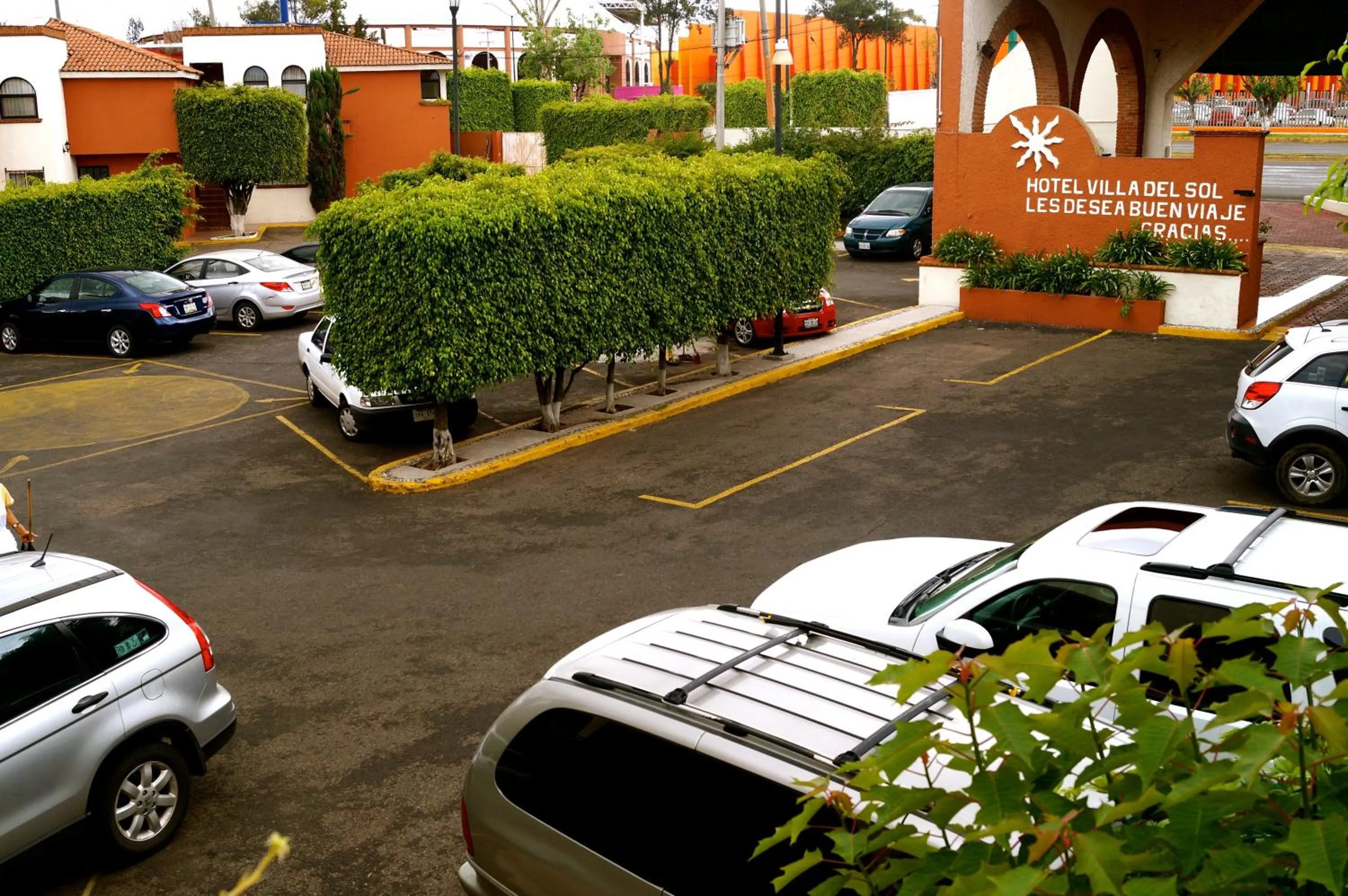 Parking in Hotel & Suites Villa del Sol