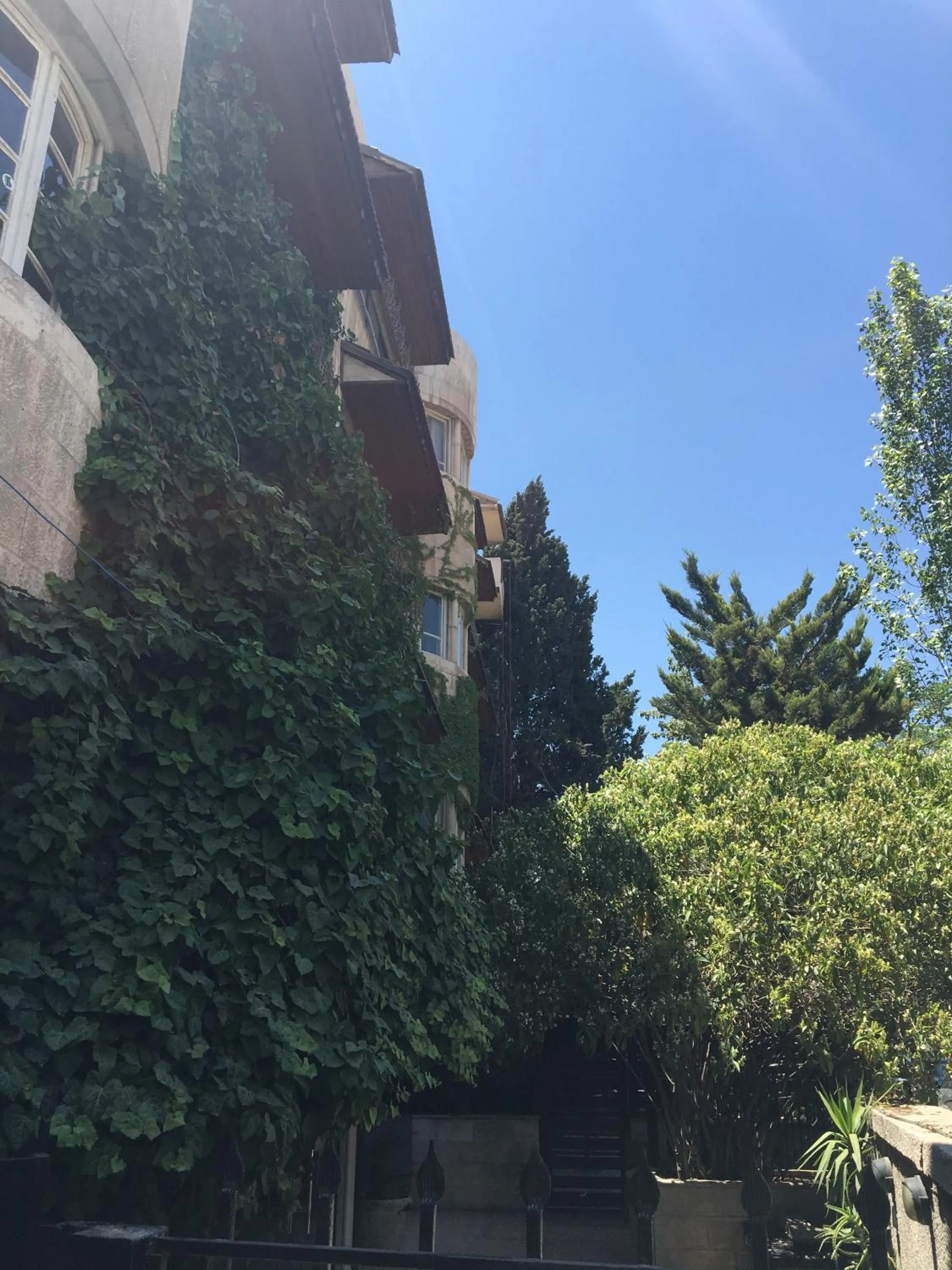 Property building in Shepherd Hotel