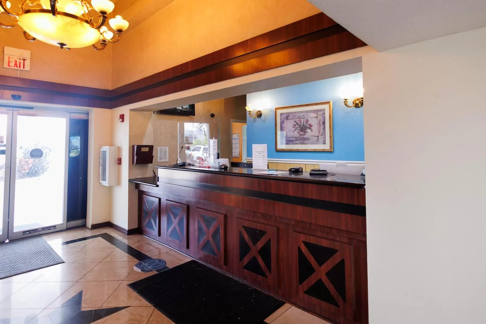Lobby or reception in Garnet Inn & Suites, Orlando