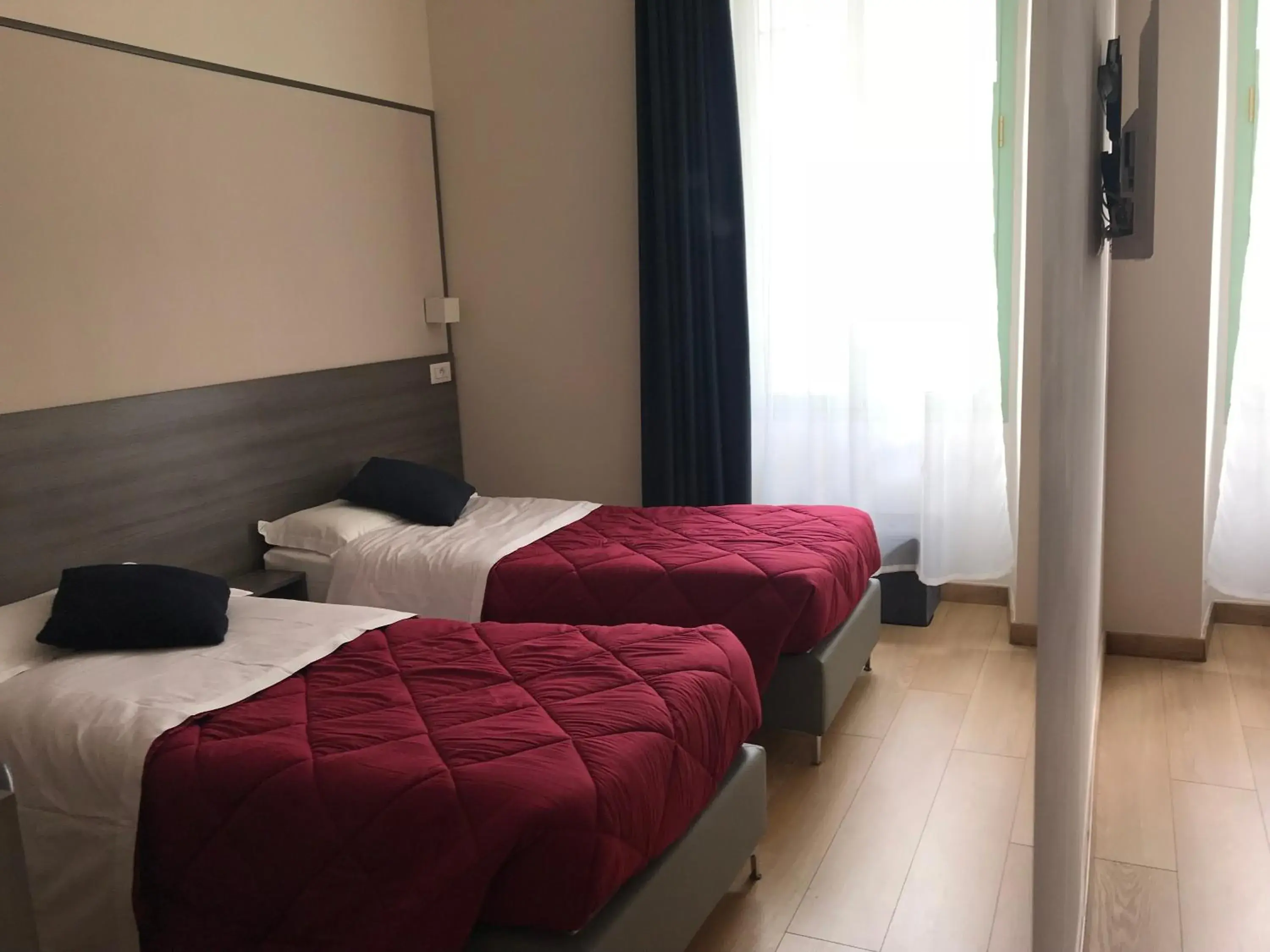 Double or Twin Room in Boutique Hôtel Neptune Nice Double or Twin Room in Boutique Hôtel Neptune Nice