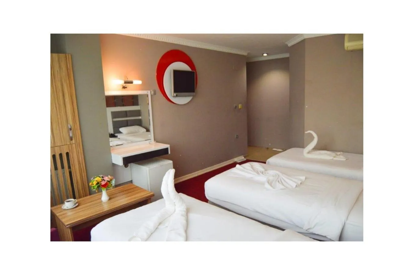 Massage, Bed in Comfort Downtown Istanbul Hotel