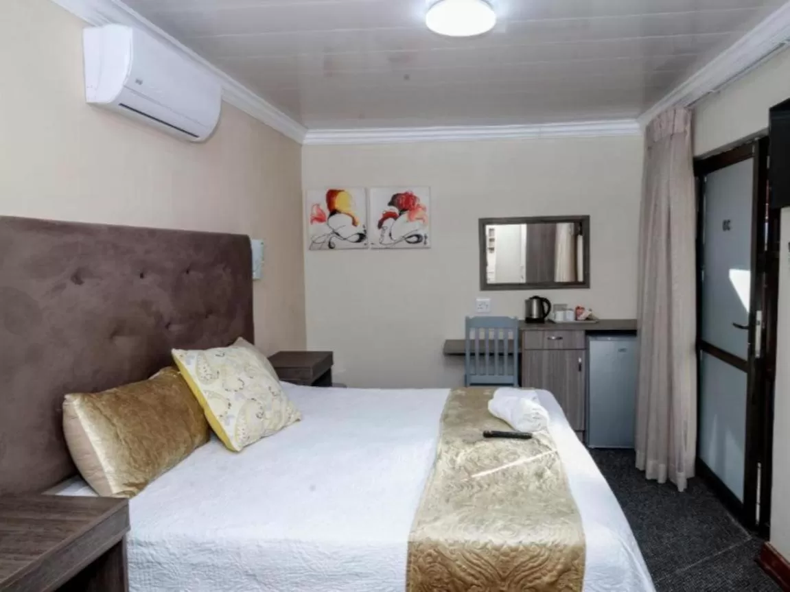 Photo of the whole room, Bed in Morning flair Bed and Breakfast