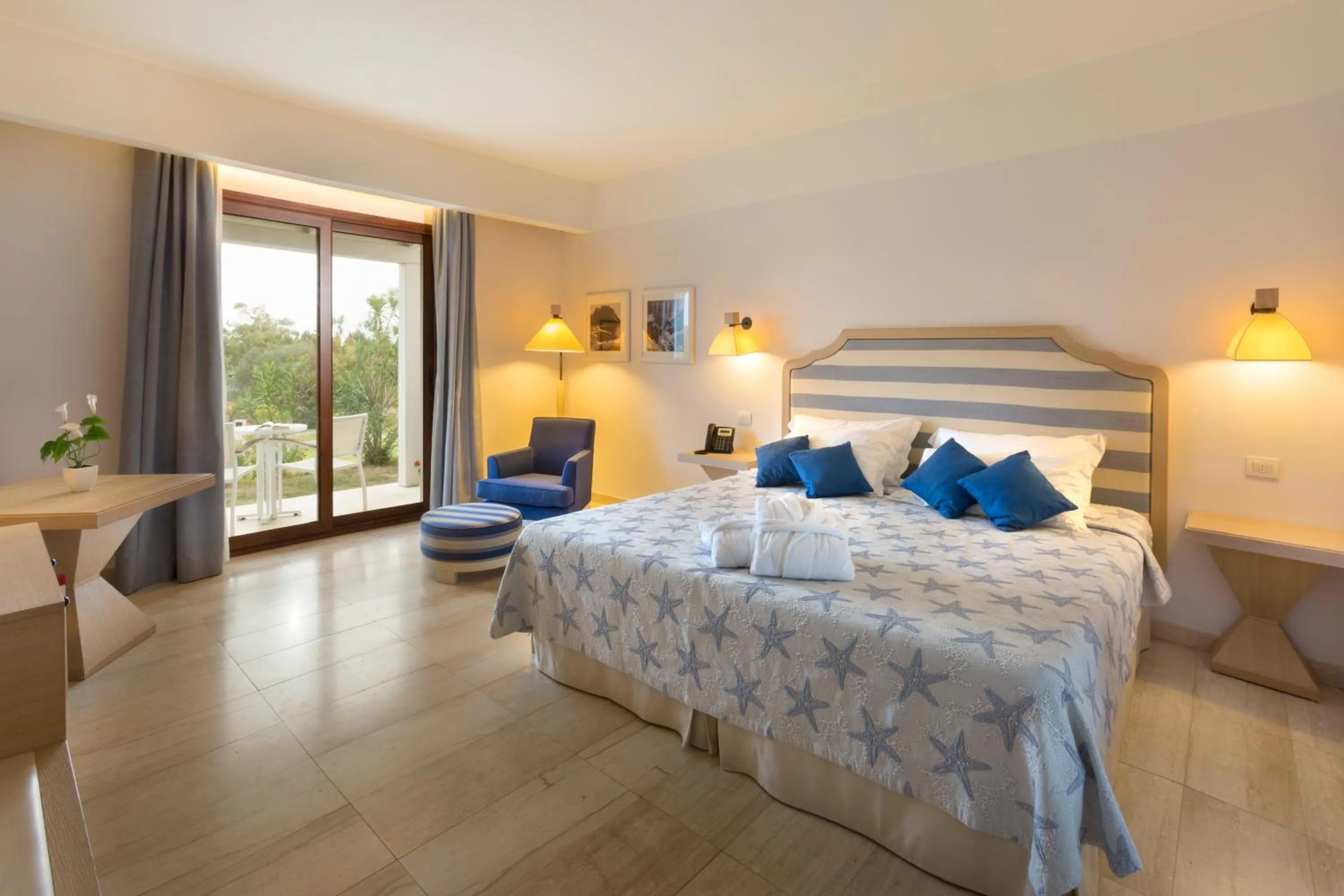 Photo of the whole room, Bed in Grande Baia Resort & Spa