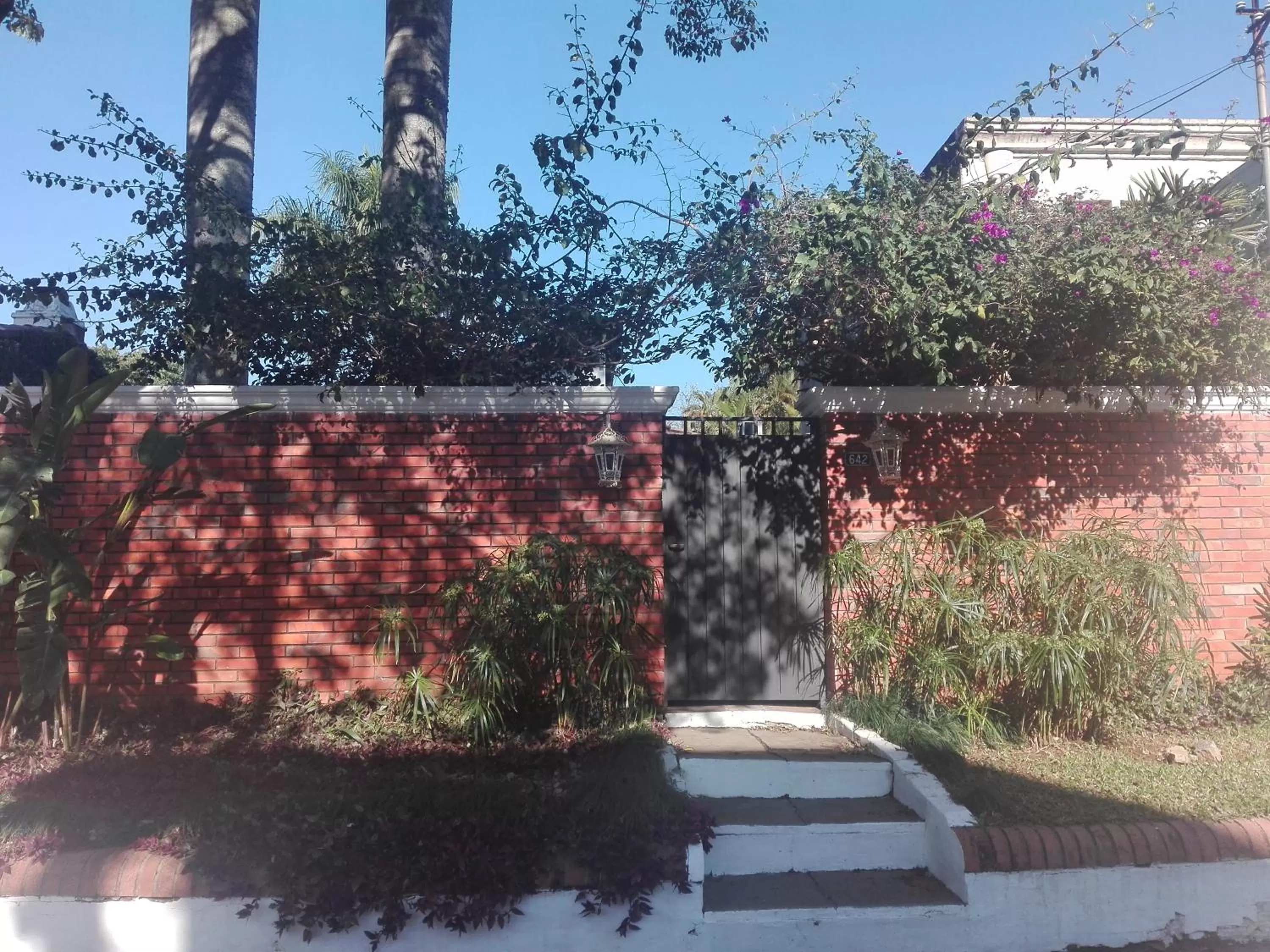 Property building in Granados B&B