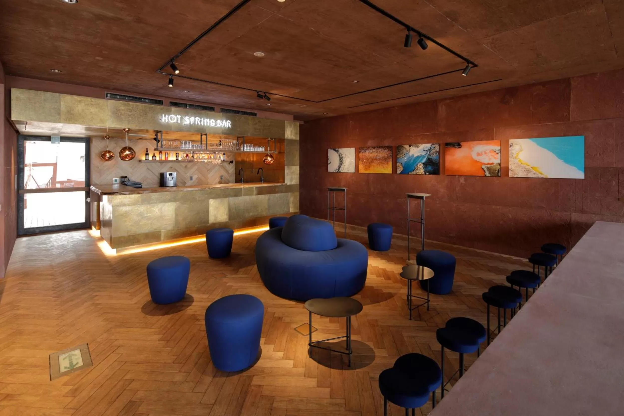 Lounge or bar in SEKIYA RESORT Galleria Midobaru