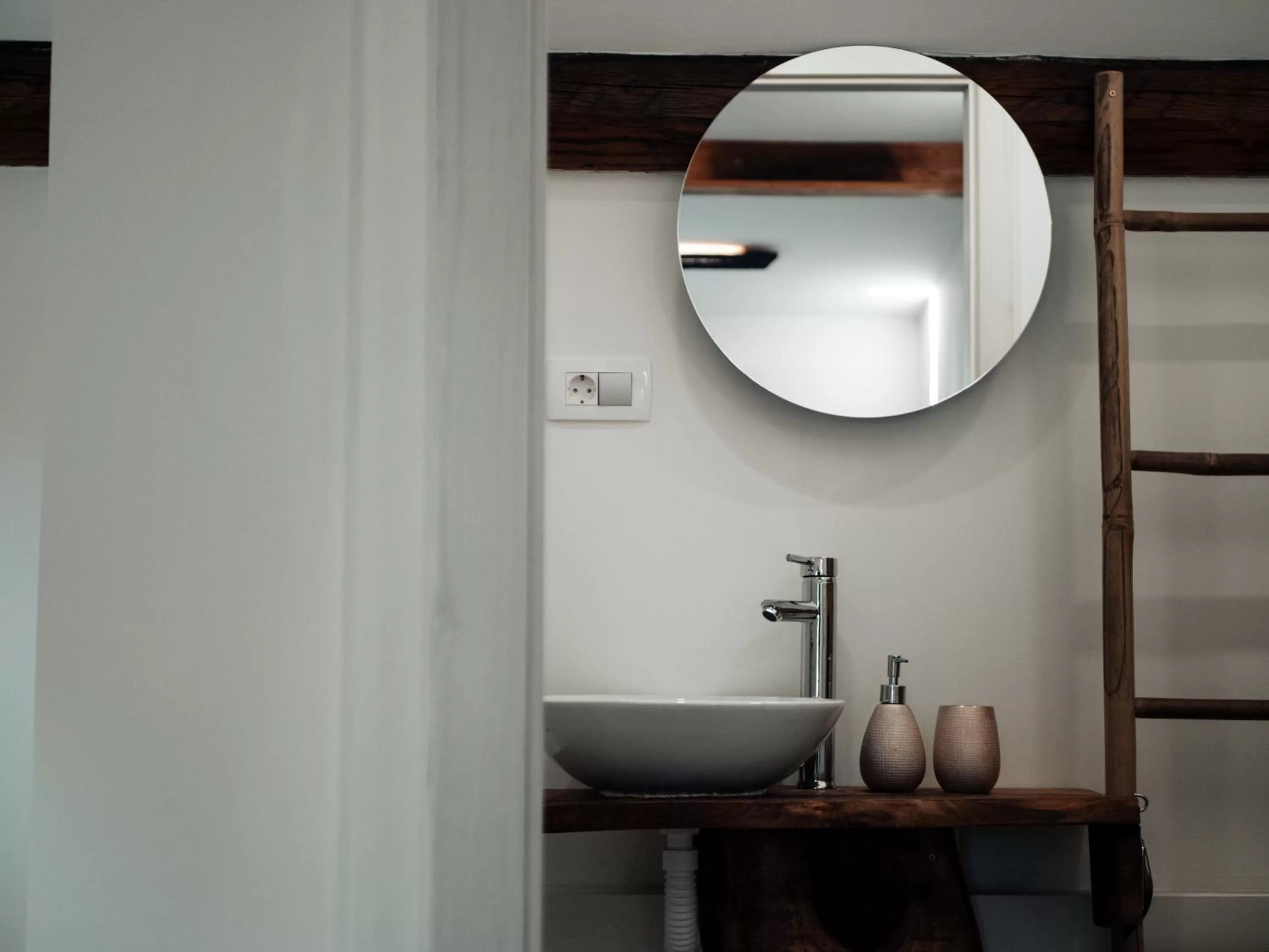 Bathroom in Hiša stare mame