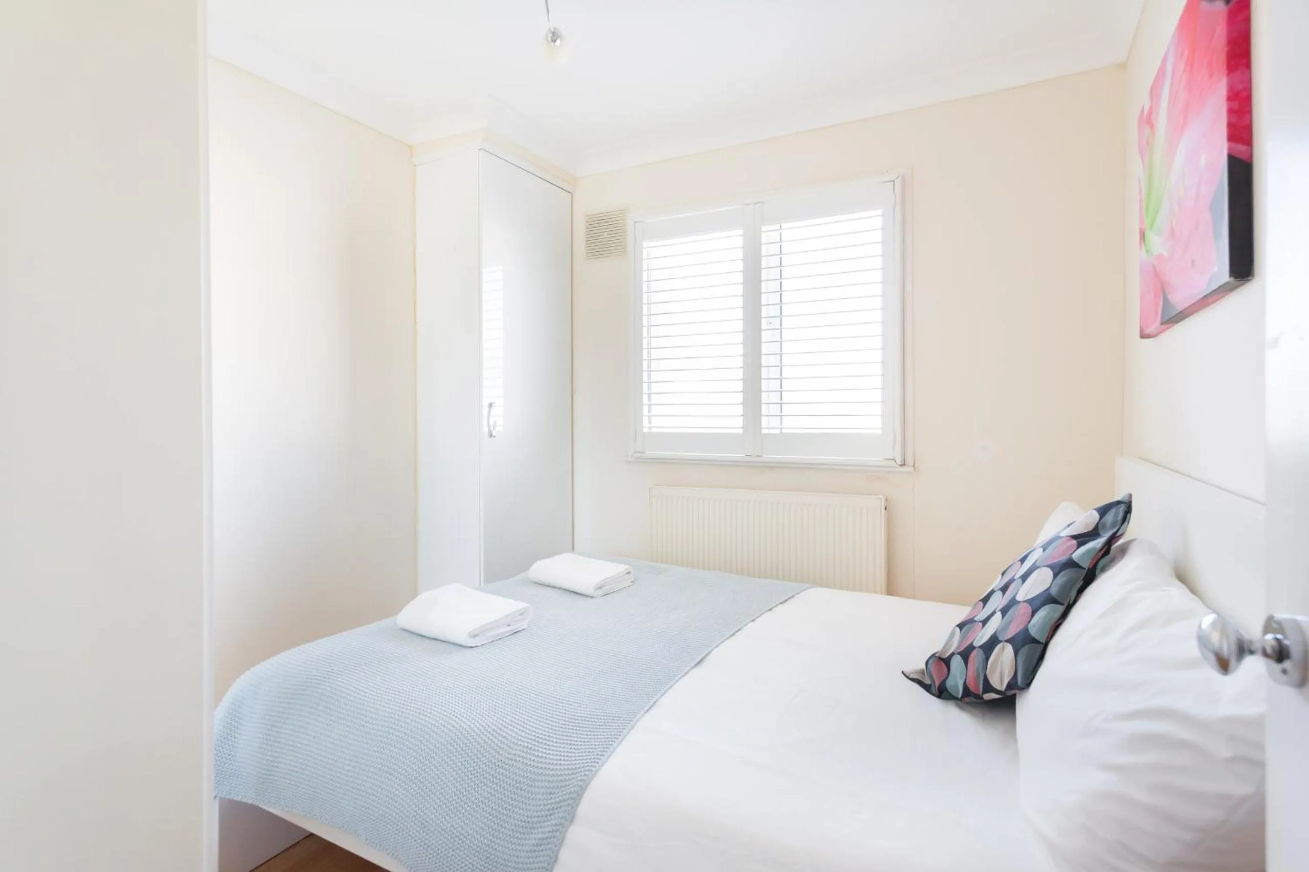 Bedroom, Bed in Kings Cross Prime Stay Apartments