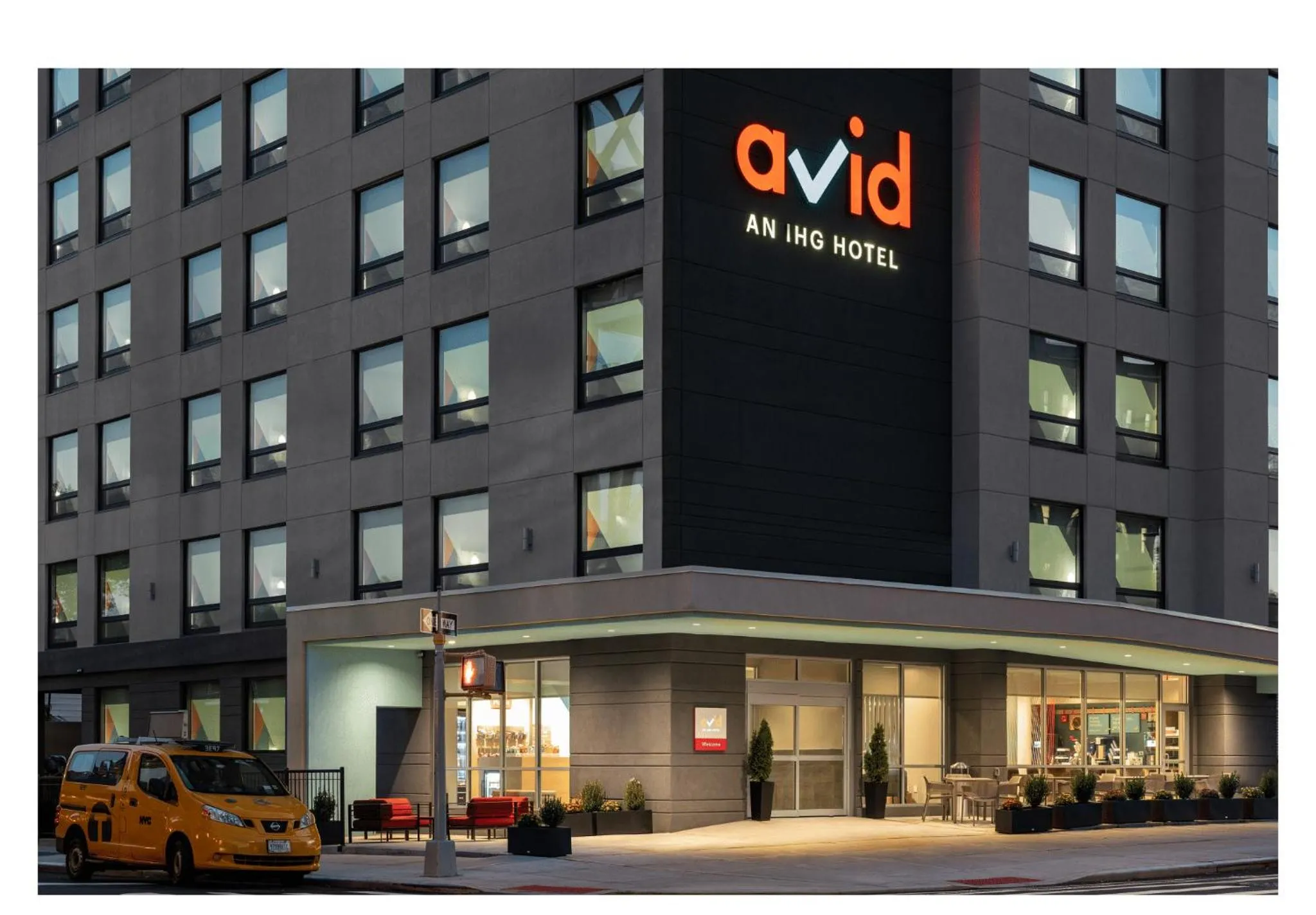 avid hotels - Brooklyn Dyker Heights by IHG