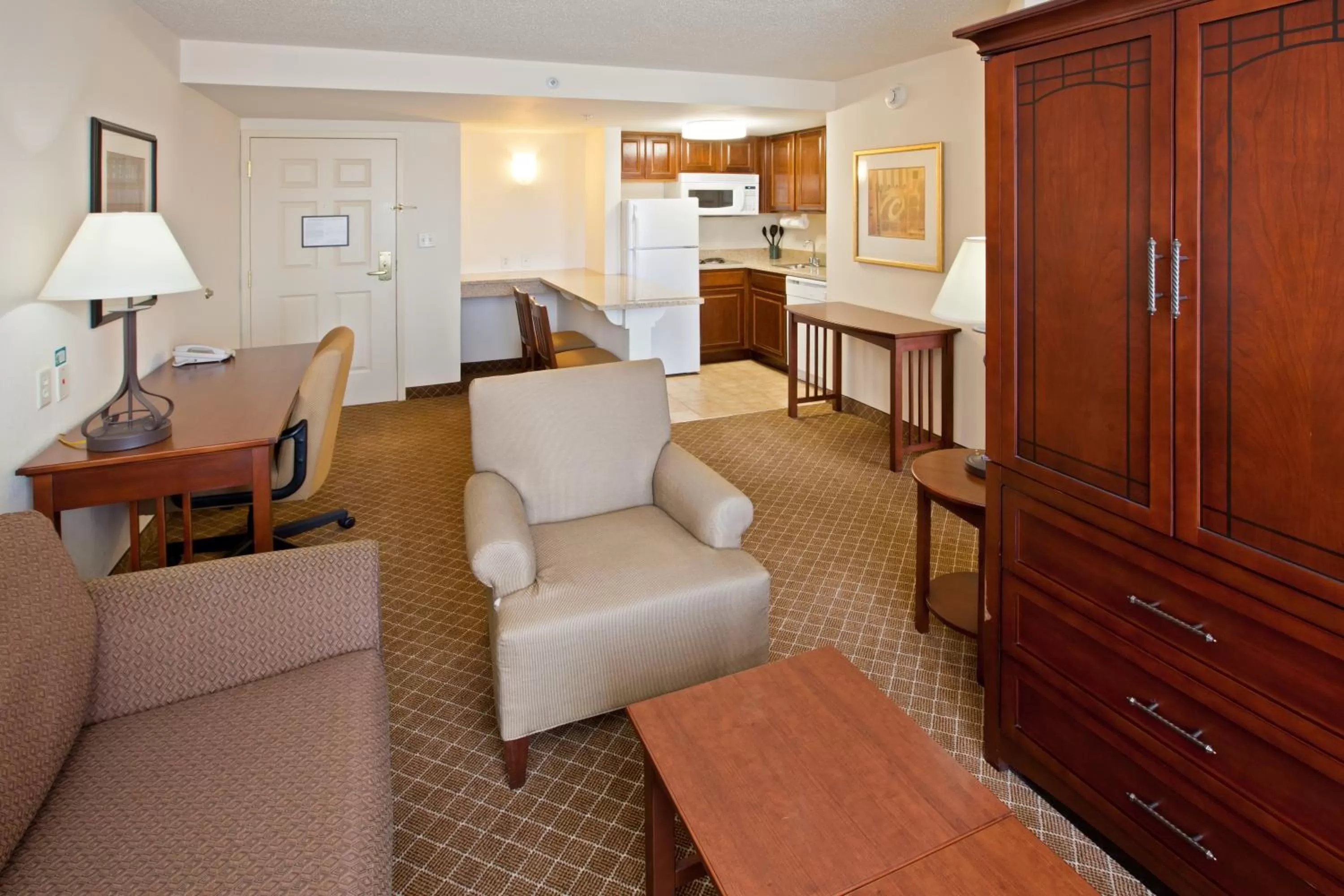 Living room in Staybridge Suites Indianapolis-Airport by IHG