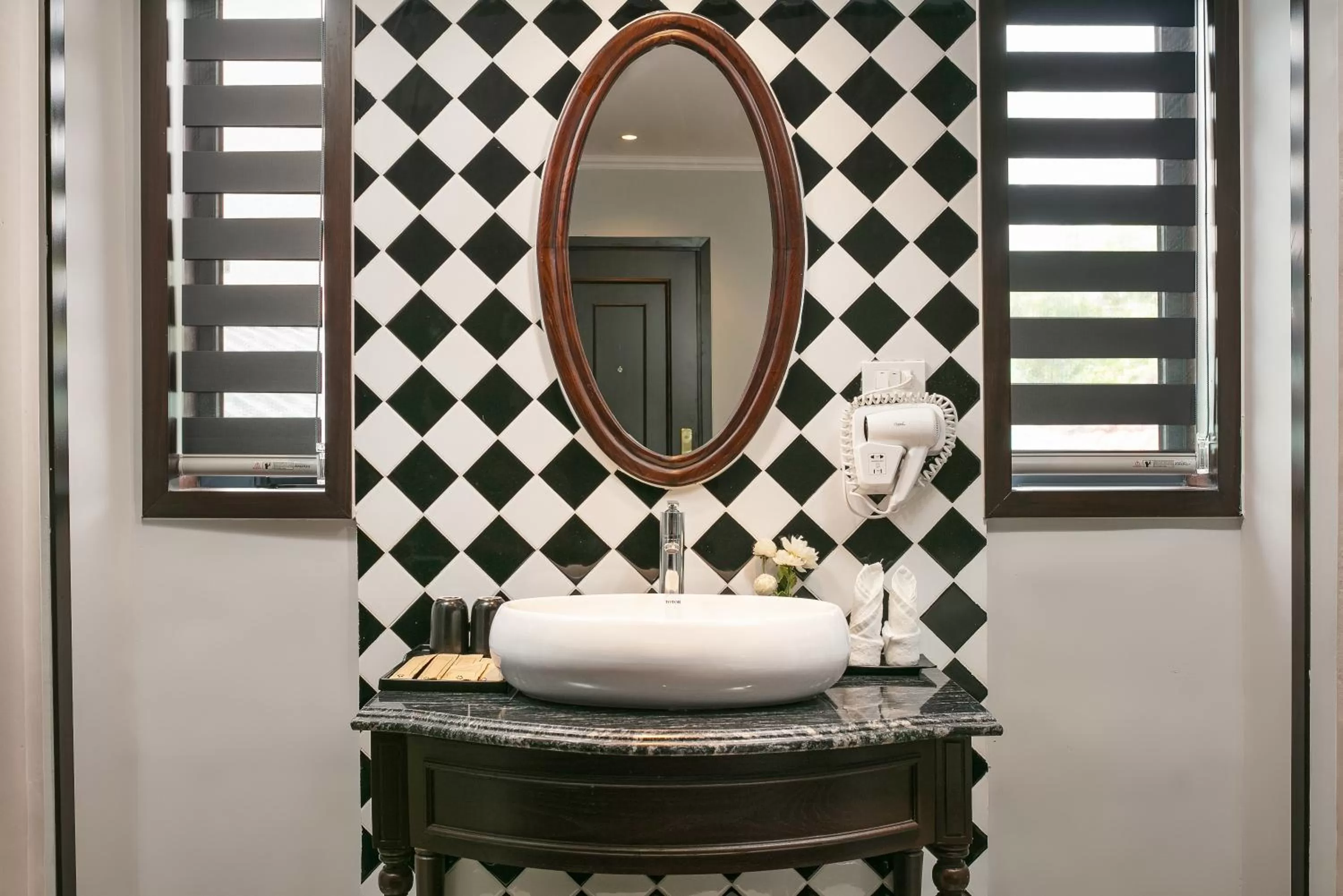 Shower in Salute Premium Hotel & Spa