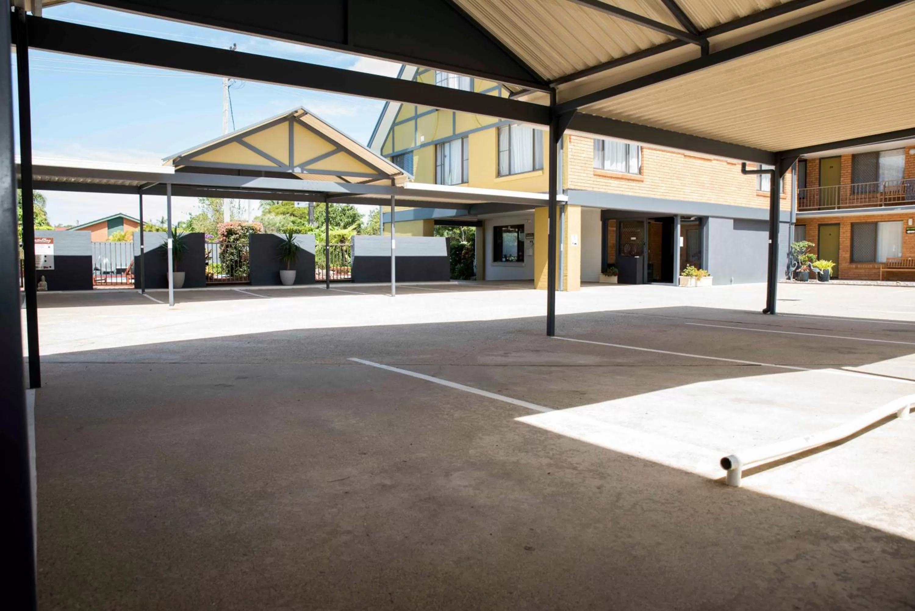 Property building in Coastal Bay Motel