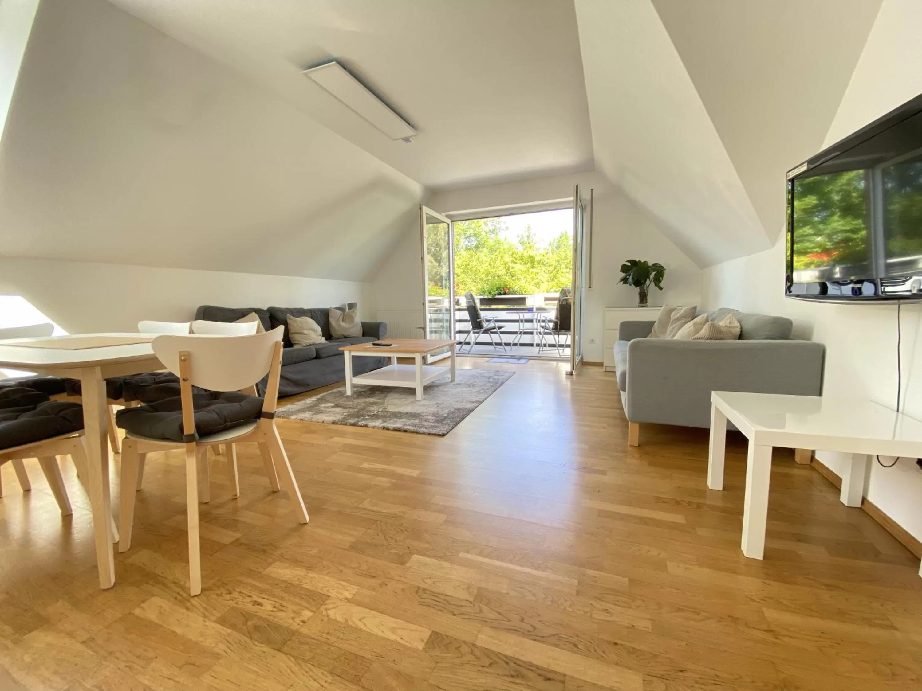 TV and multimedia in Hotel zur Bever