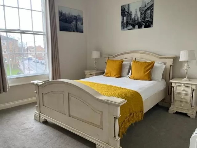 Bed in Goodramgate Apartments