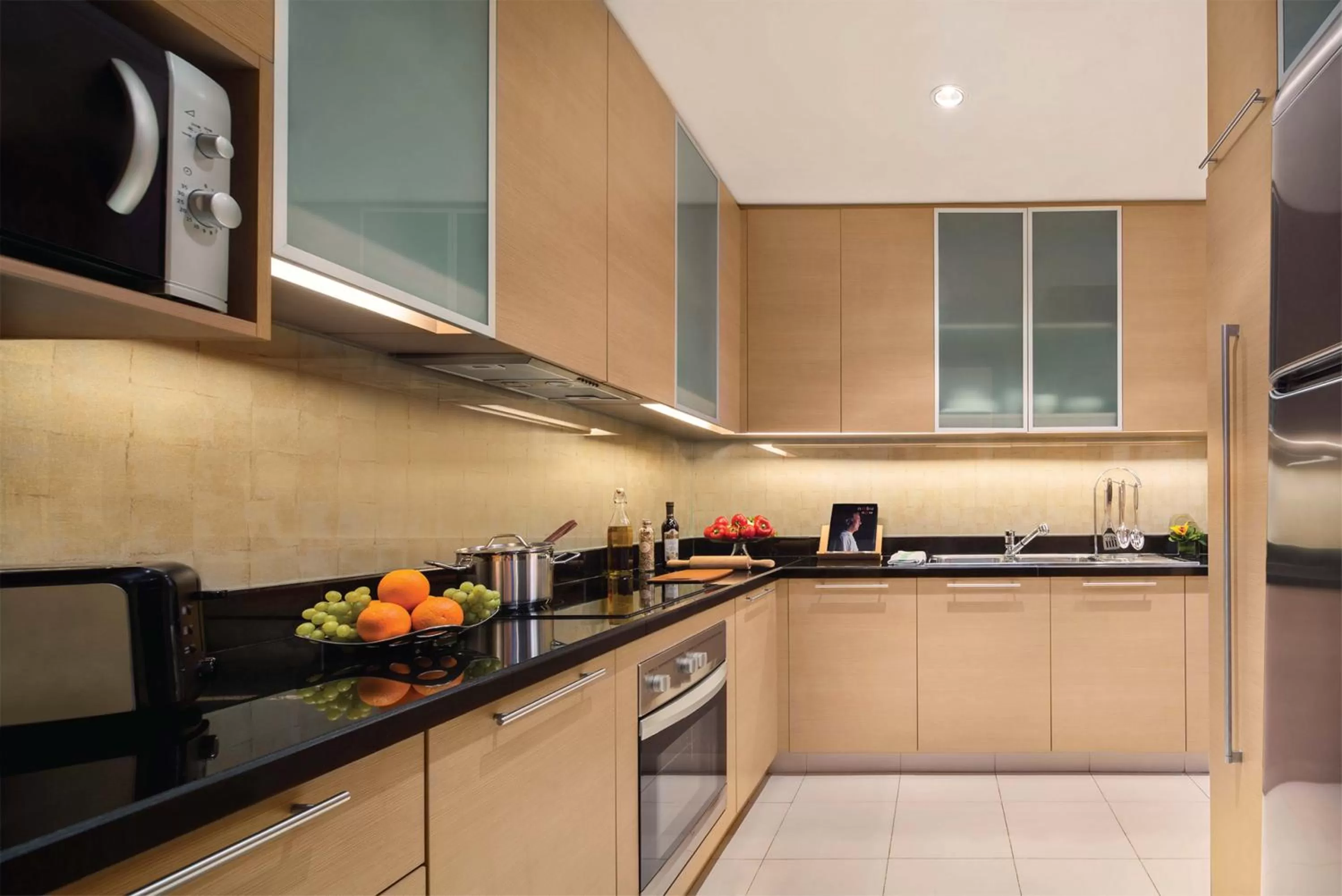 Kitchen or kitchenette in Oakwood Premier Cozmo Jakarta