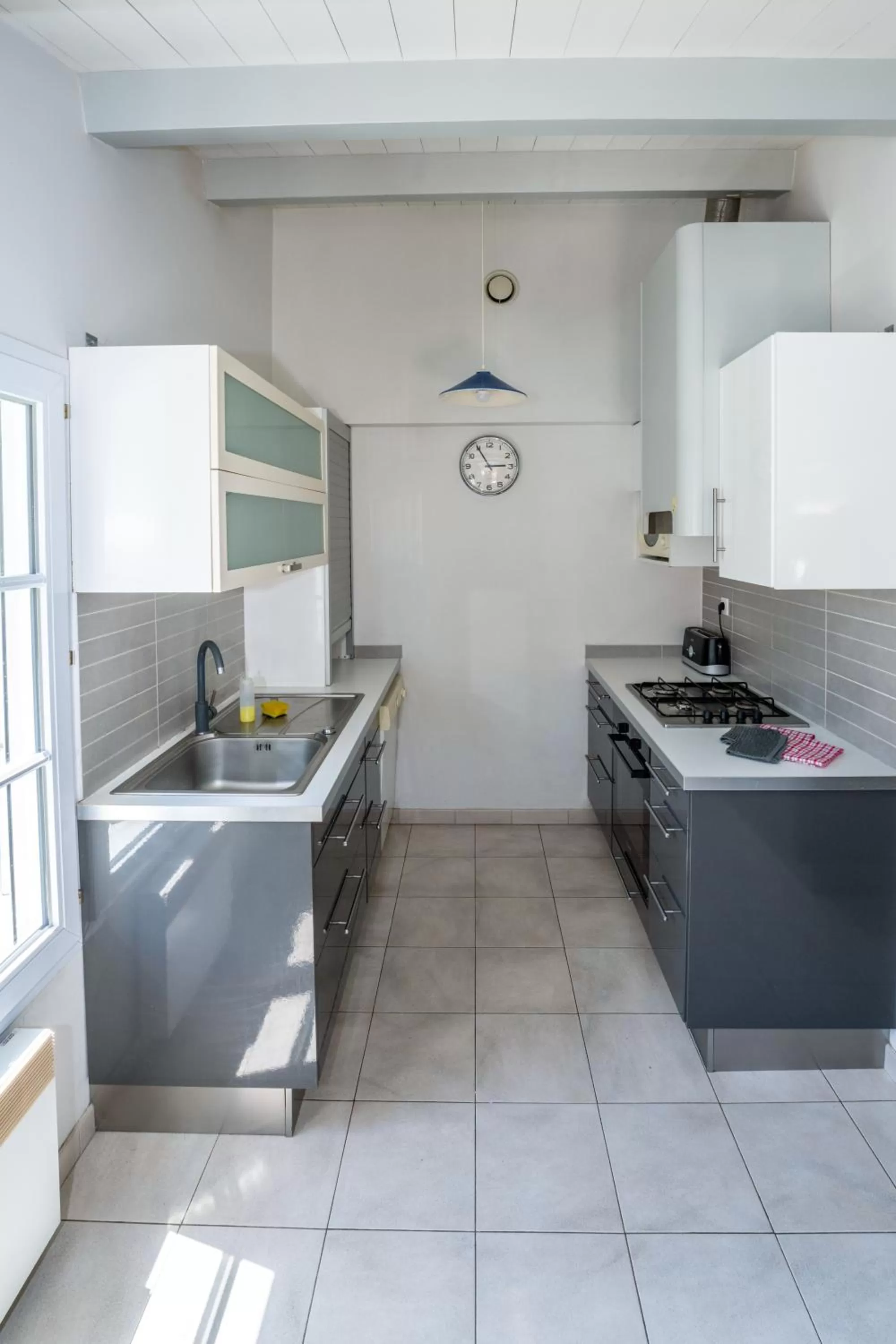 Kitchen or kitchenette in Hôtel Restaurant & Spa Plaisir