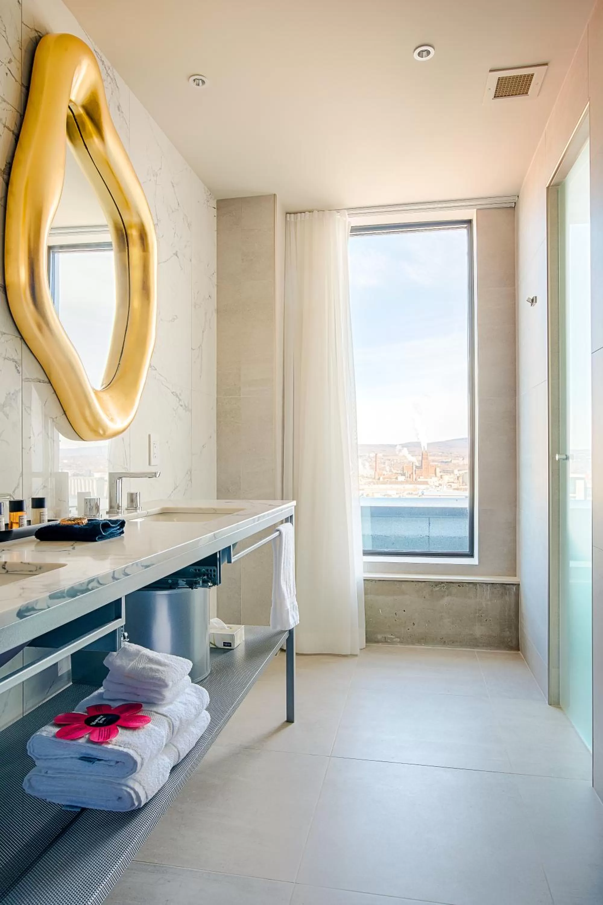 Bathroom in Monsieur Jean - Hôtel Particulier
