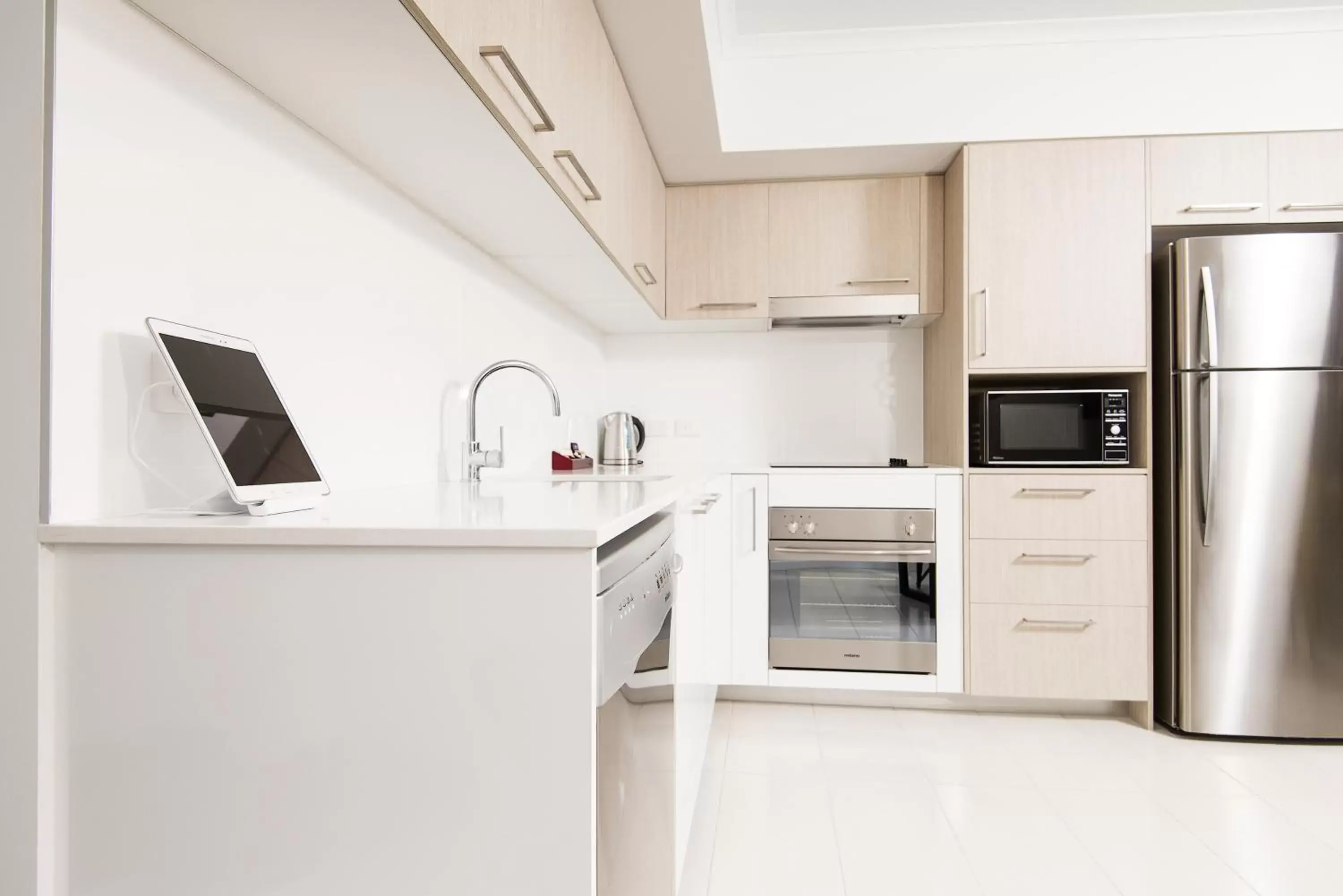 2 Bedroom Balcony Apartment with Riverview in Riviera Mackay 2 Bedroom Balcony Apartment with Riverview in Riviera Mackay