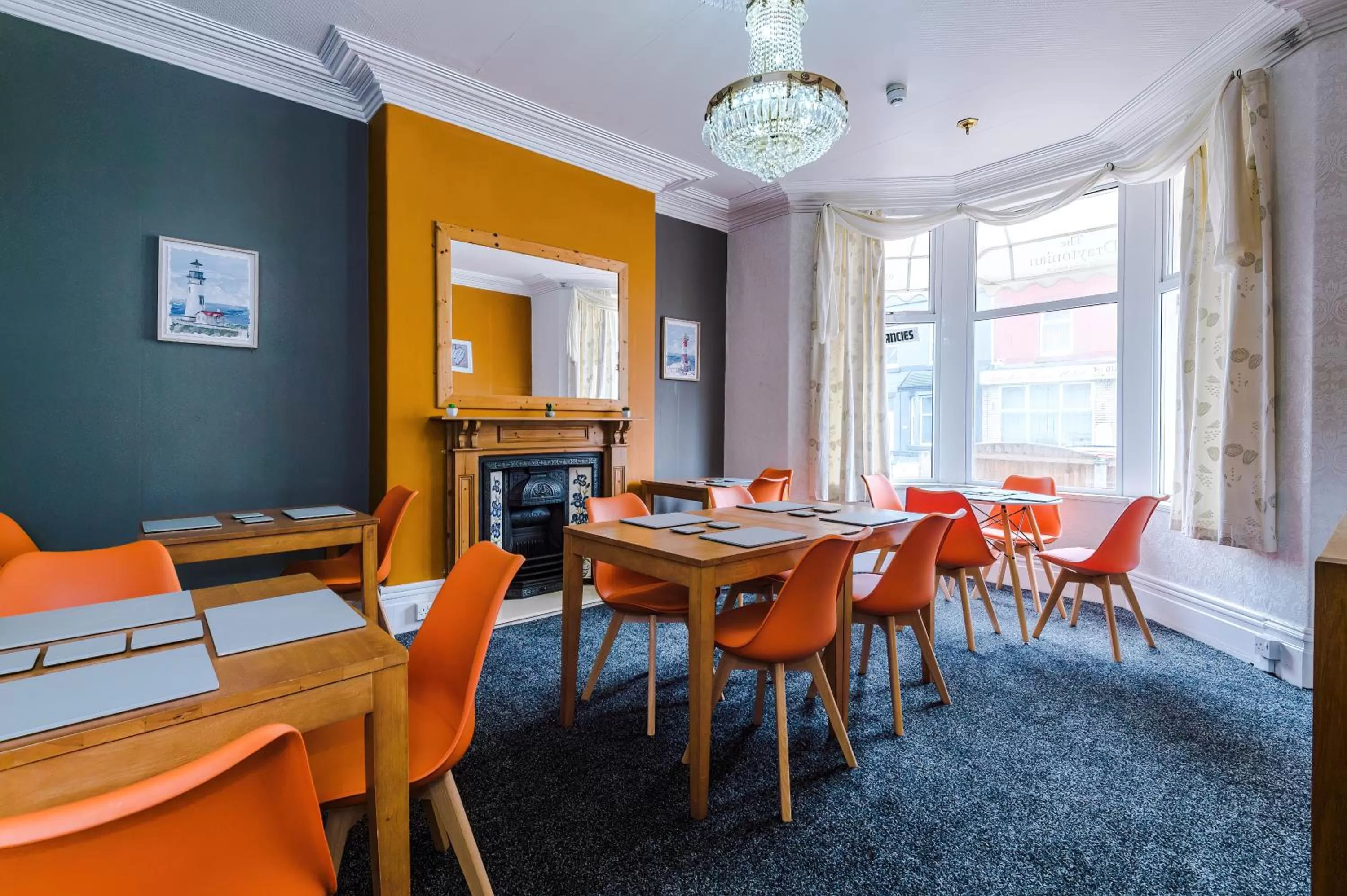 Restaurant/Places to Eat in Pebbles Guest House