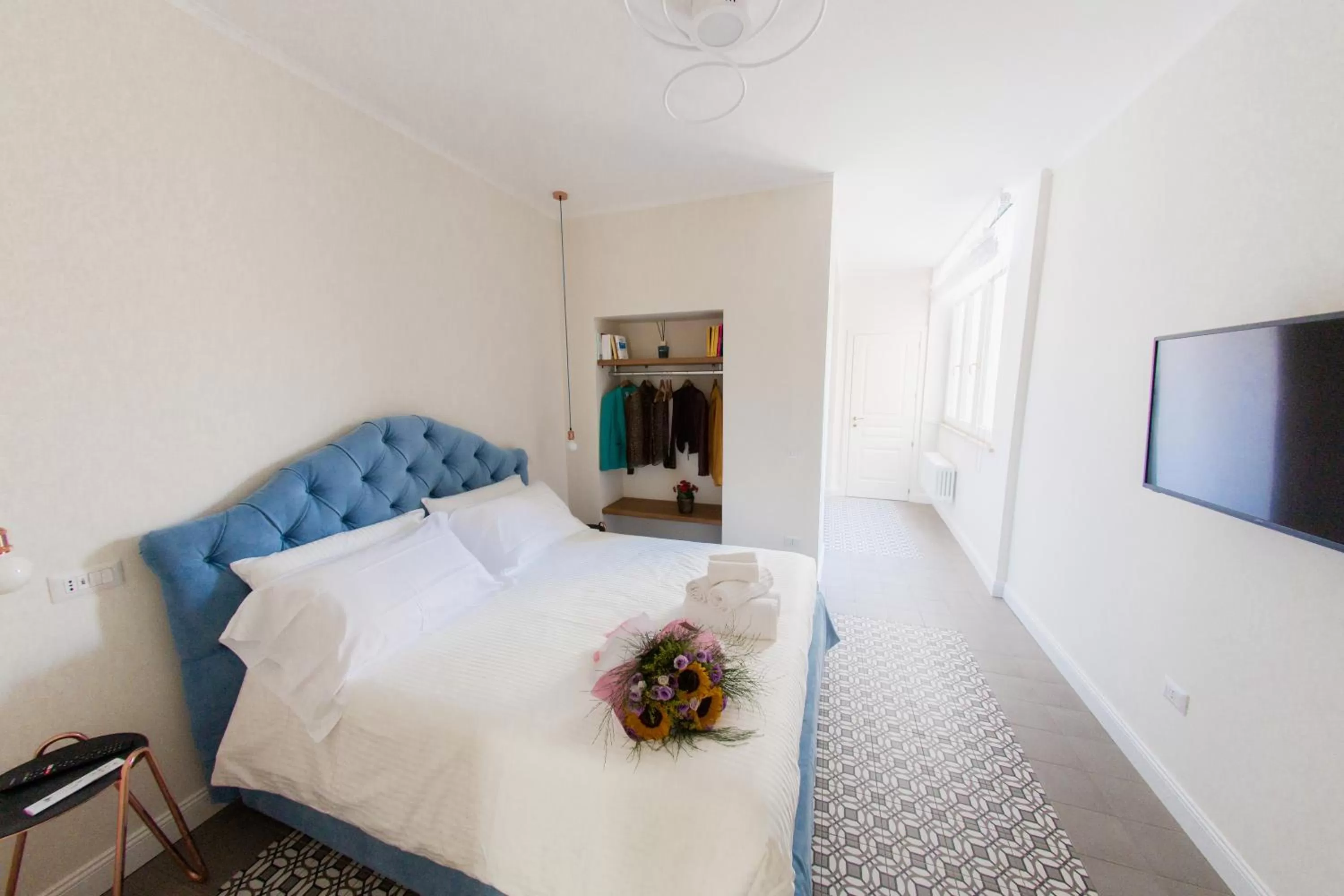 TV and multimedia, Bed in Novecento