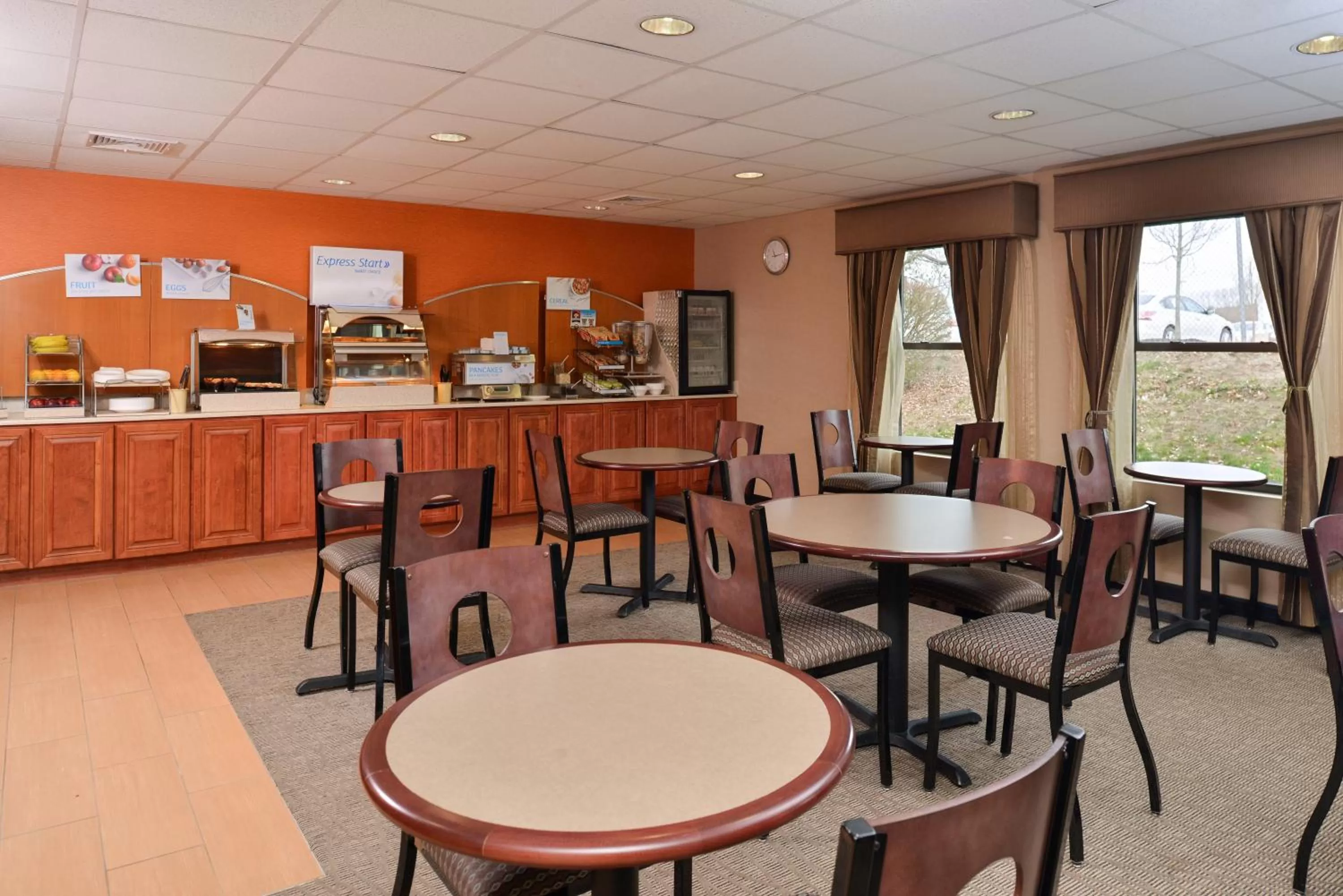 Breakfast in Best Western North Attleboro - Providence Beltway