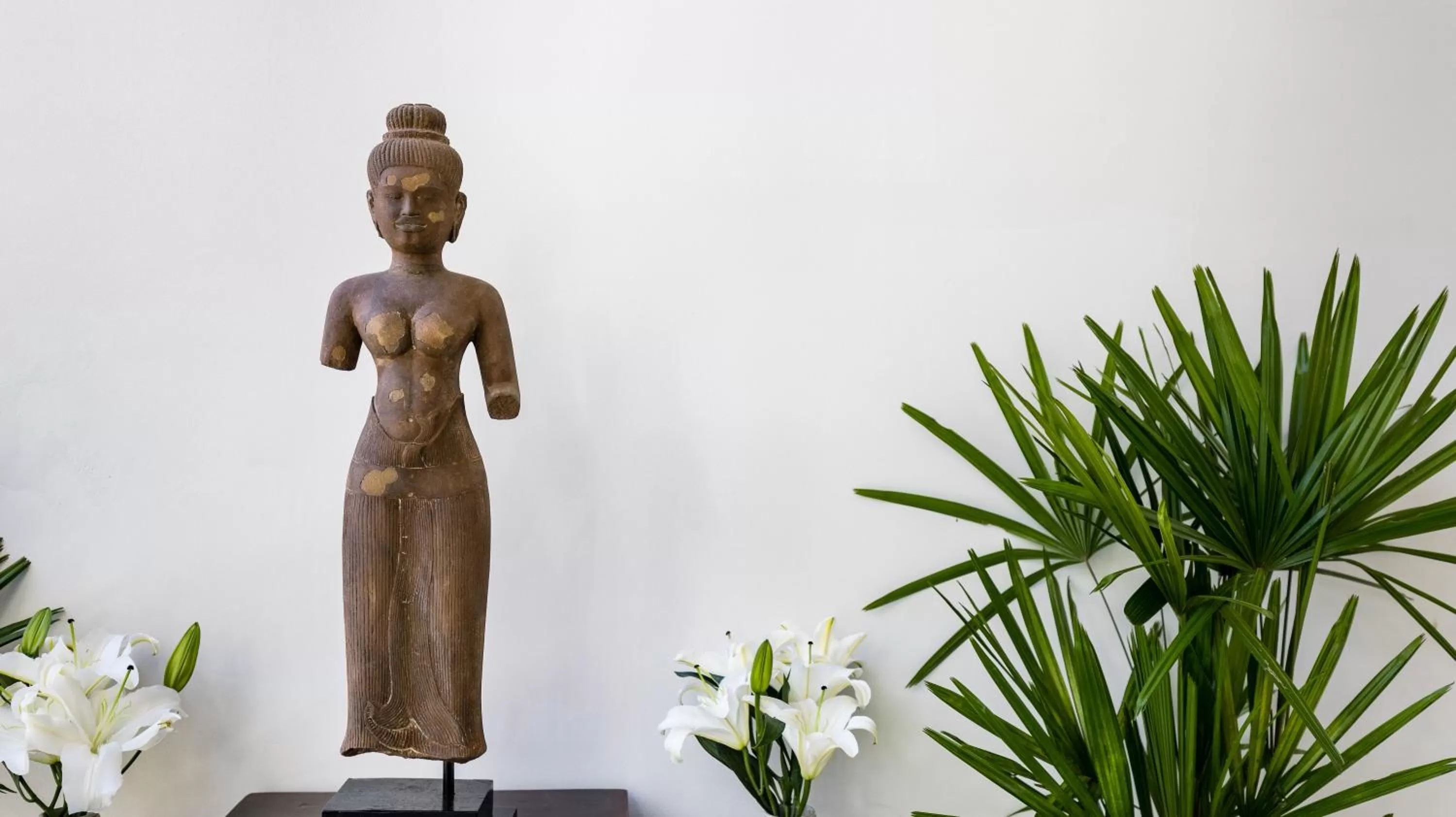 Decorative detail in Shintana Saya La Maison