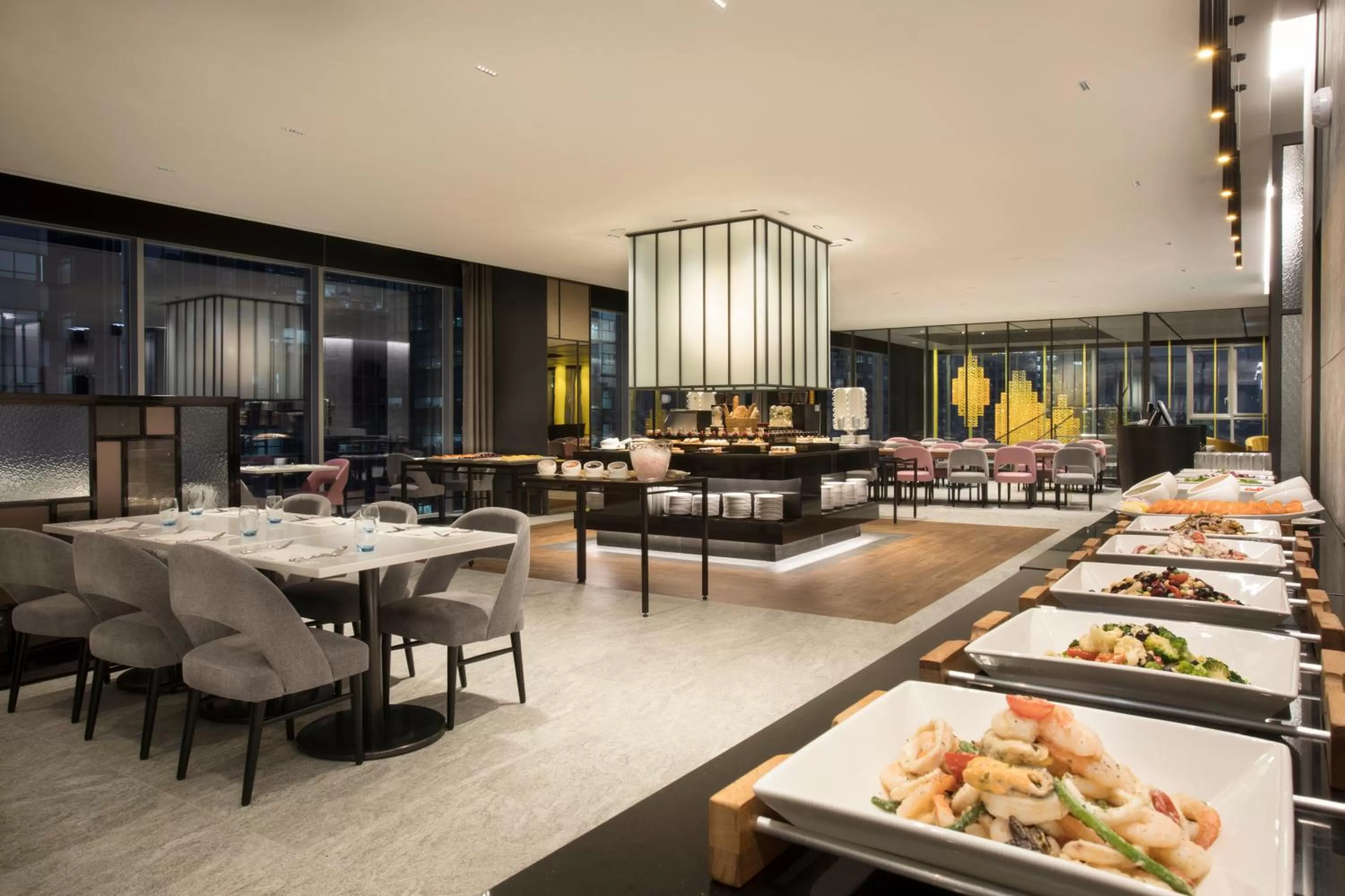Restaurant/places to eat in L7 GANGNAM by LOTTE HOTELS